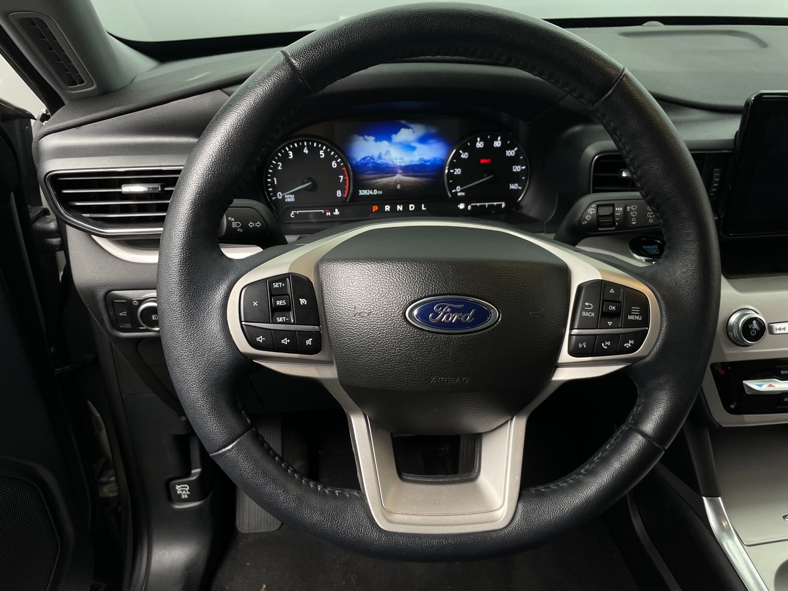 Thumbnail: 2023 Ford Explorer - 4