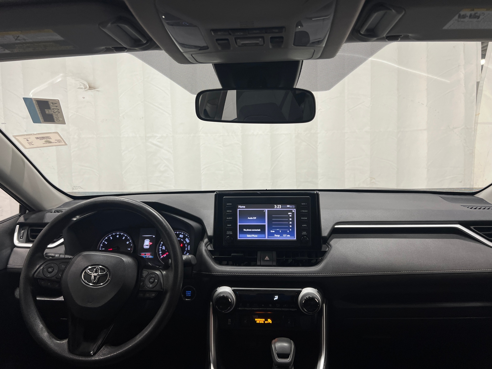 Thumbnail: 2019 Toyota RAV4 - 3