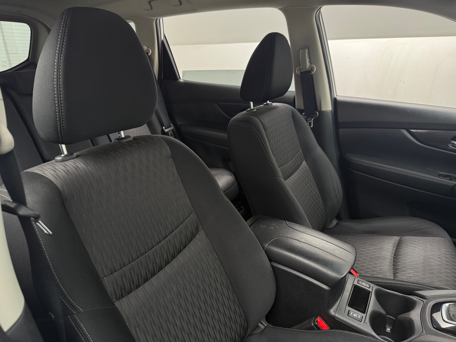 Thumbnail: 2018 Nissan Rogue - 2