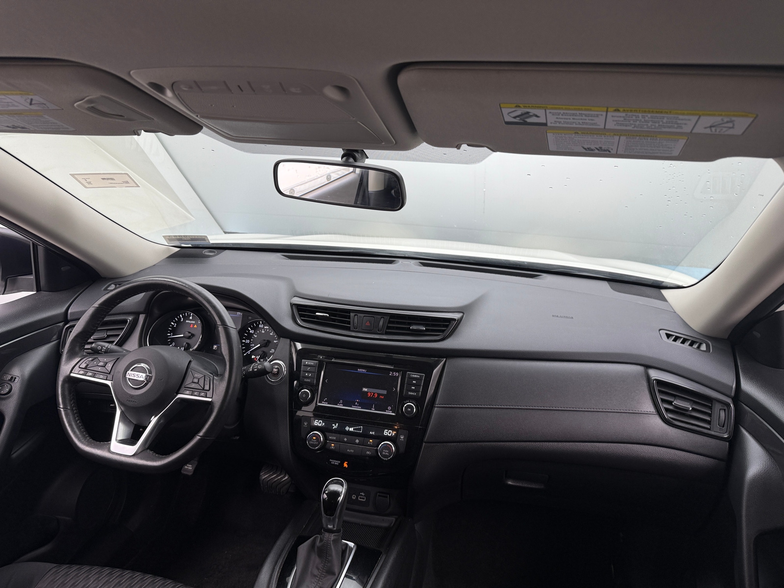 Thumbnail: 2018 Nissan Rogue - 3