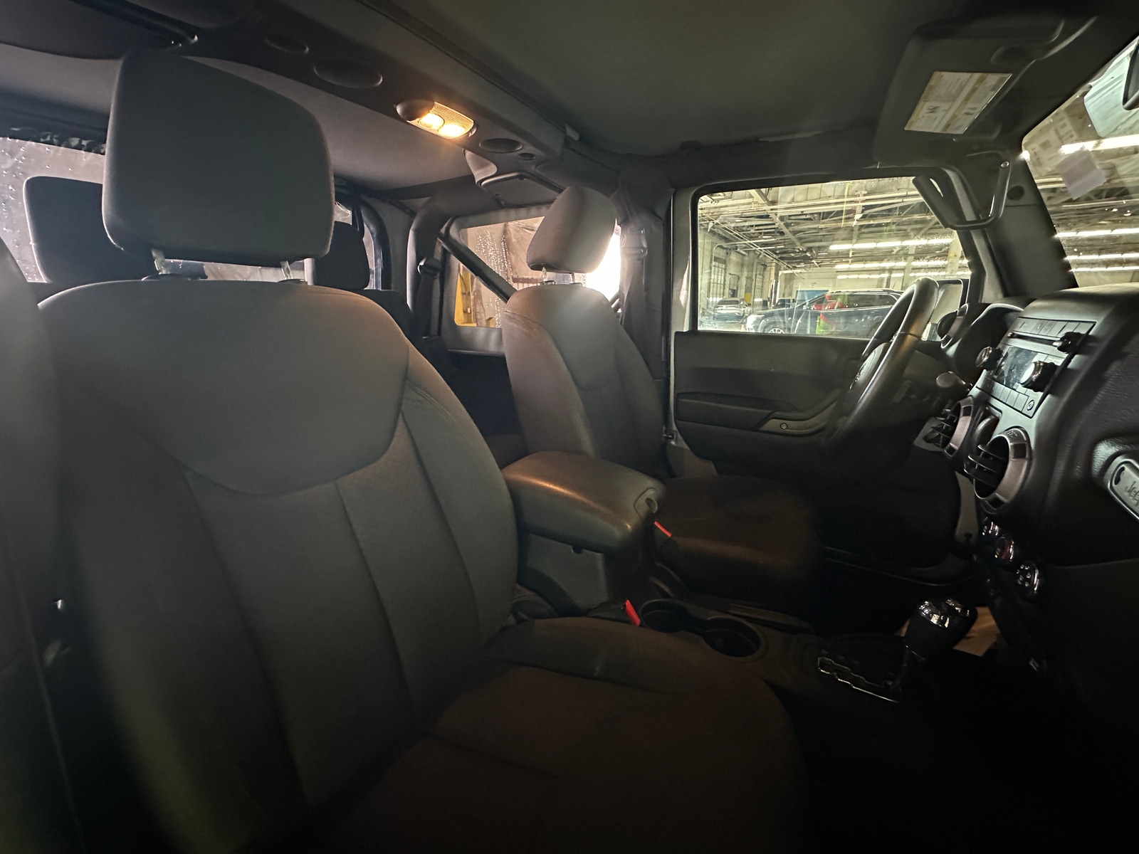 Thumbnail: 2016 Jeep Wrangler - 2