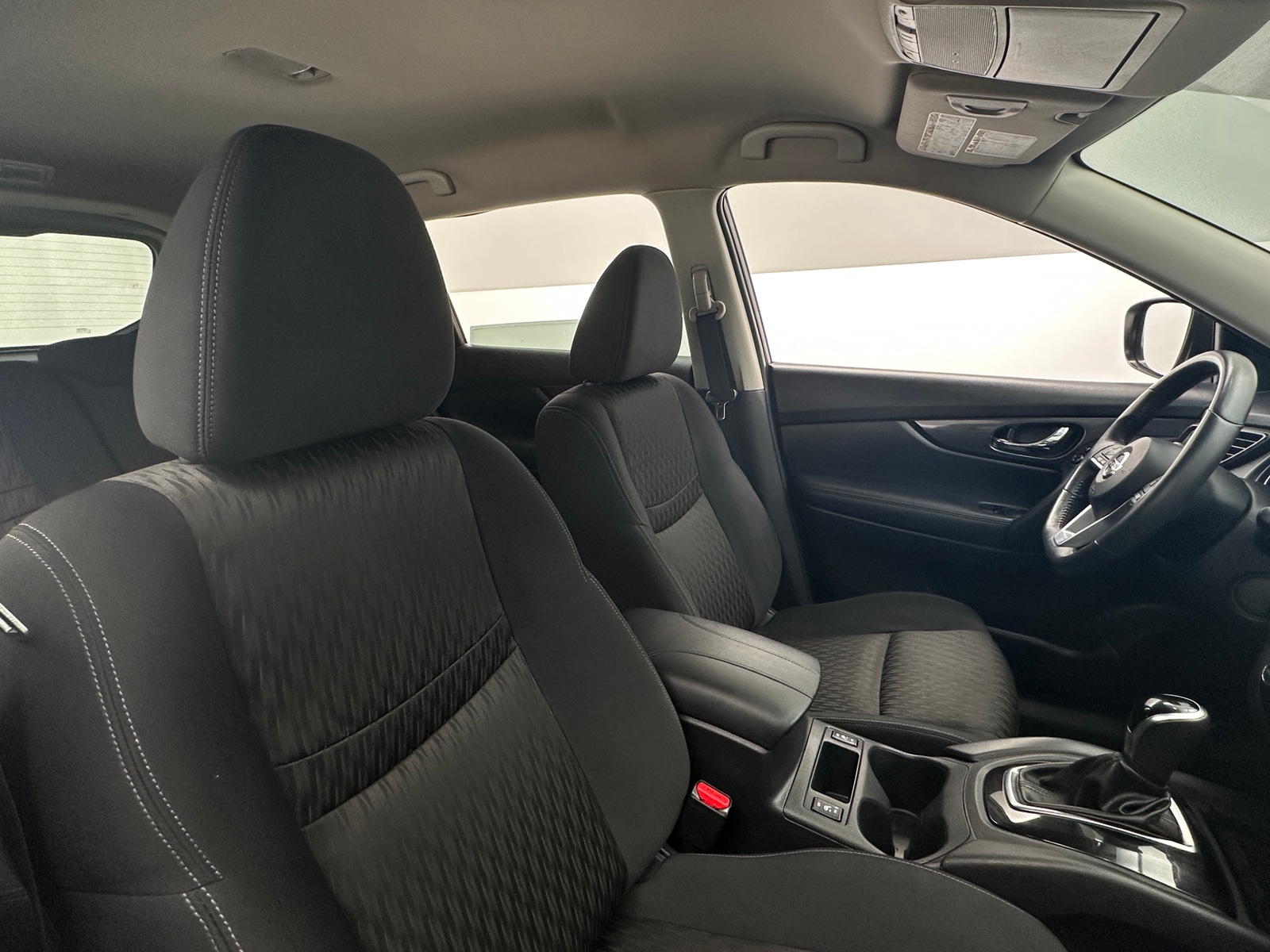 Thumbnail: 2017 Nissan Rogue - 2