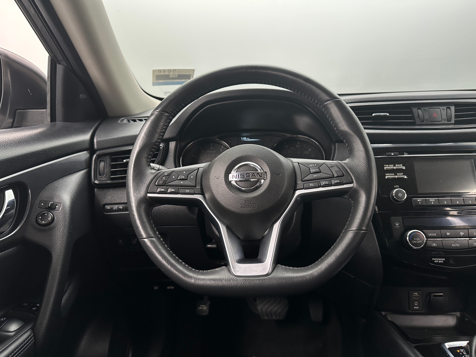 Thumbnail: 2017 Nissan Rogue - 5