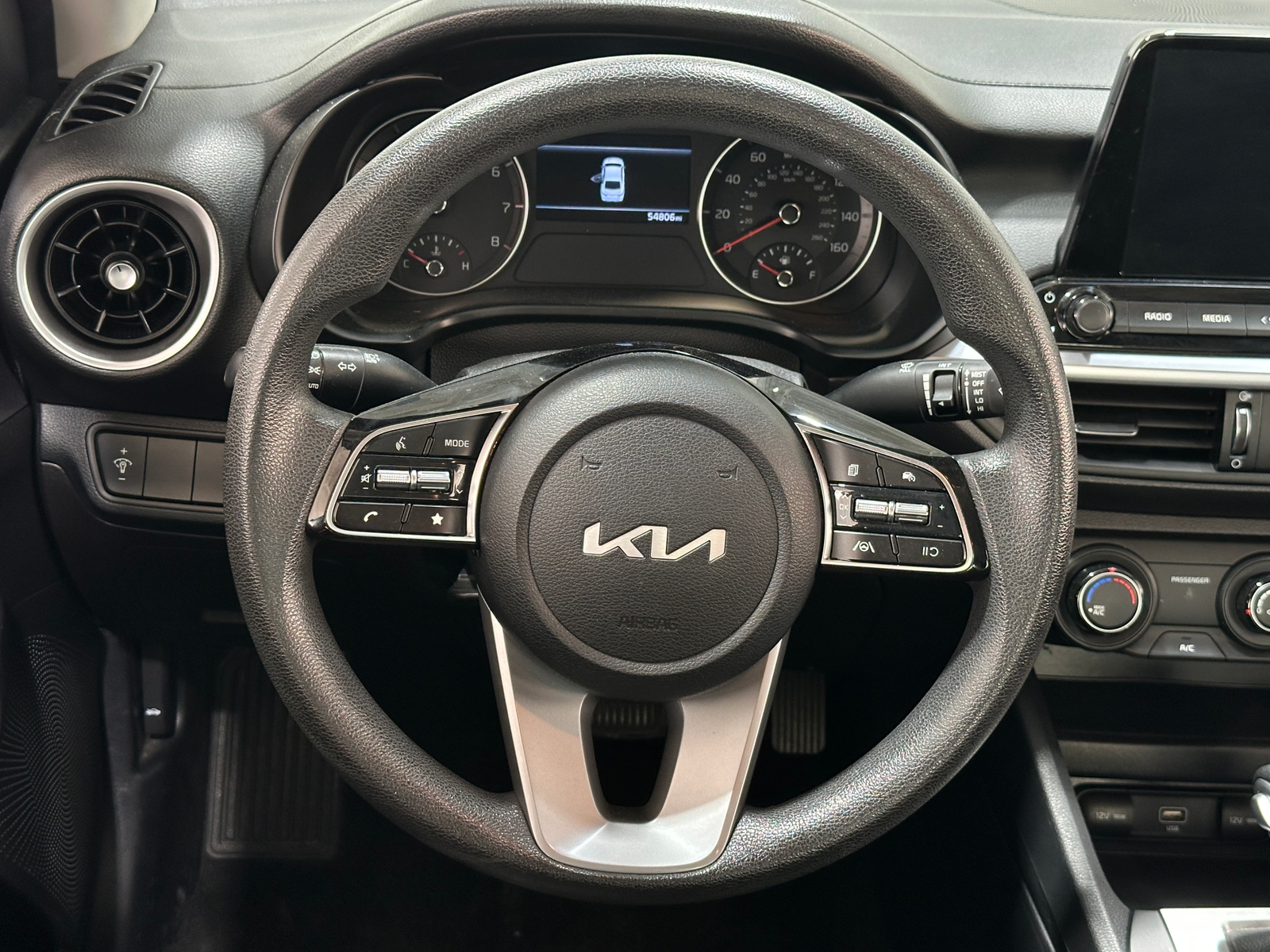 Thumbnail: 2022 Kia Forte - 5