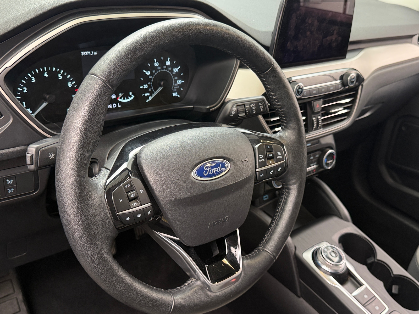 Thumbnail: 2021 Ford Escape - 5