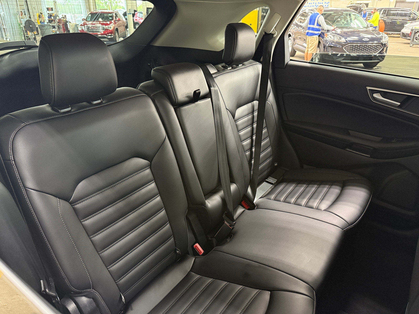 Thumbnail: 2021 Ford Edge - 6