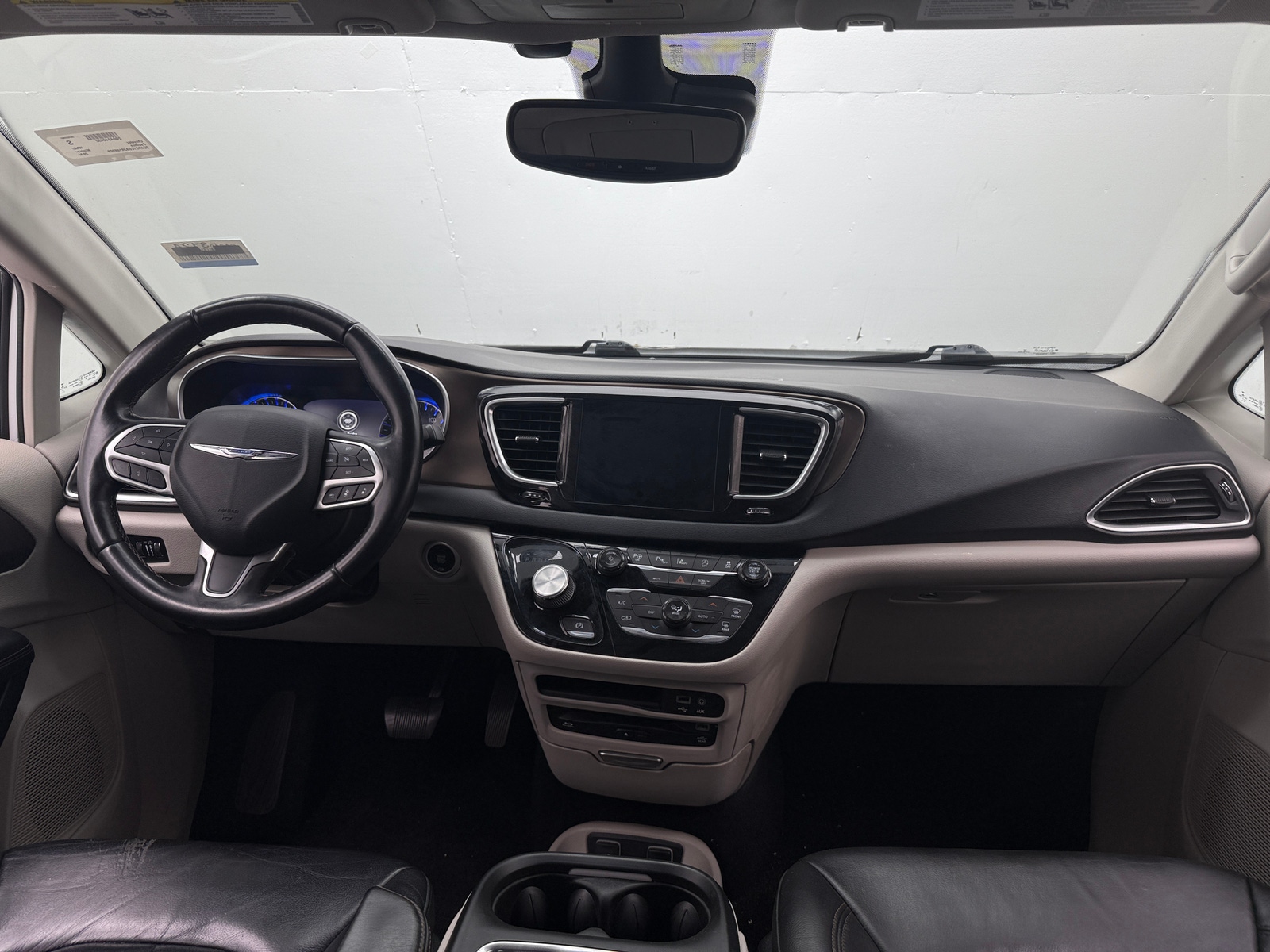 Thumbnail: 2018 Chrysler Pacifica - 2