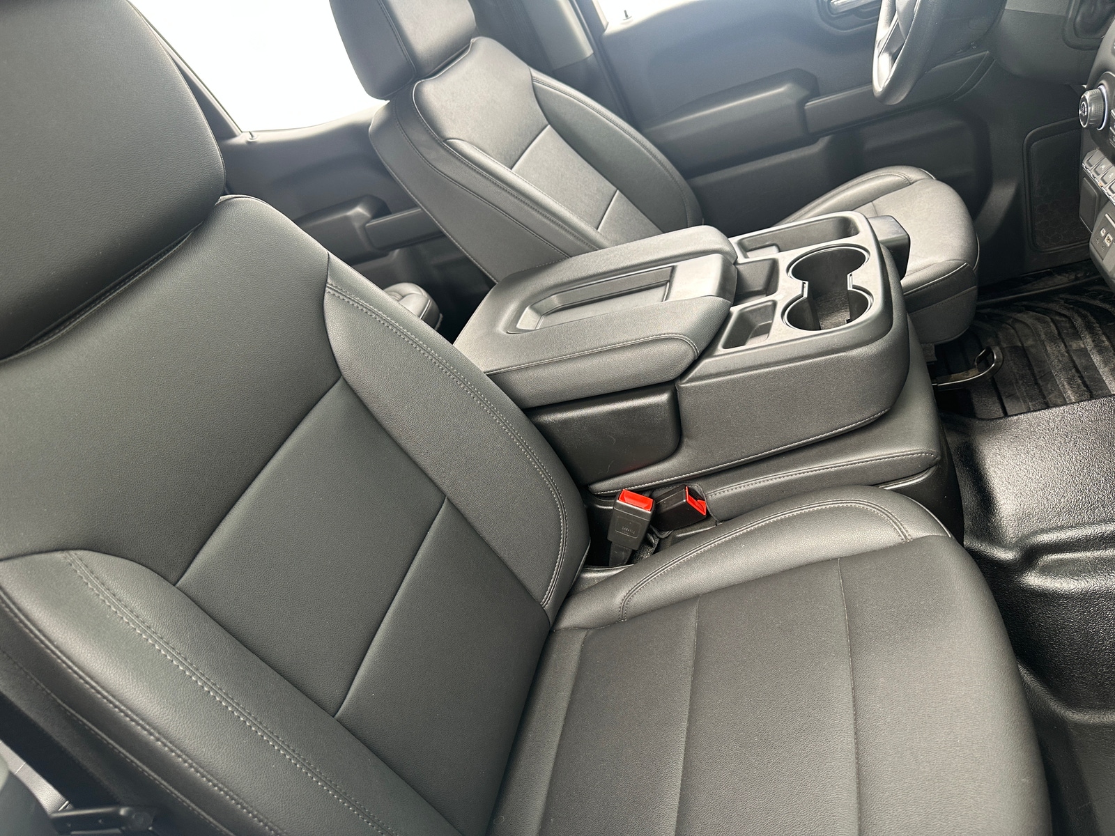 Thumbnail: 2022 Chevrolet Silverado 1500 - 2
