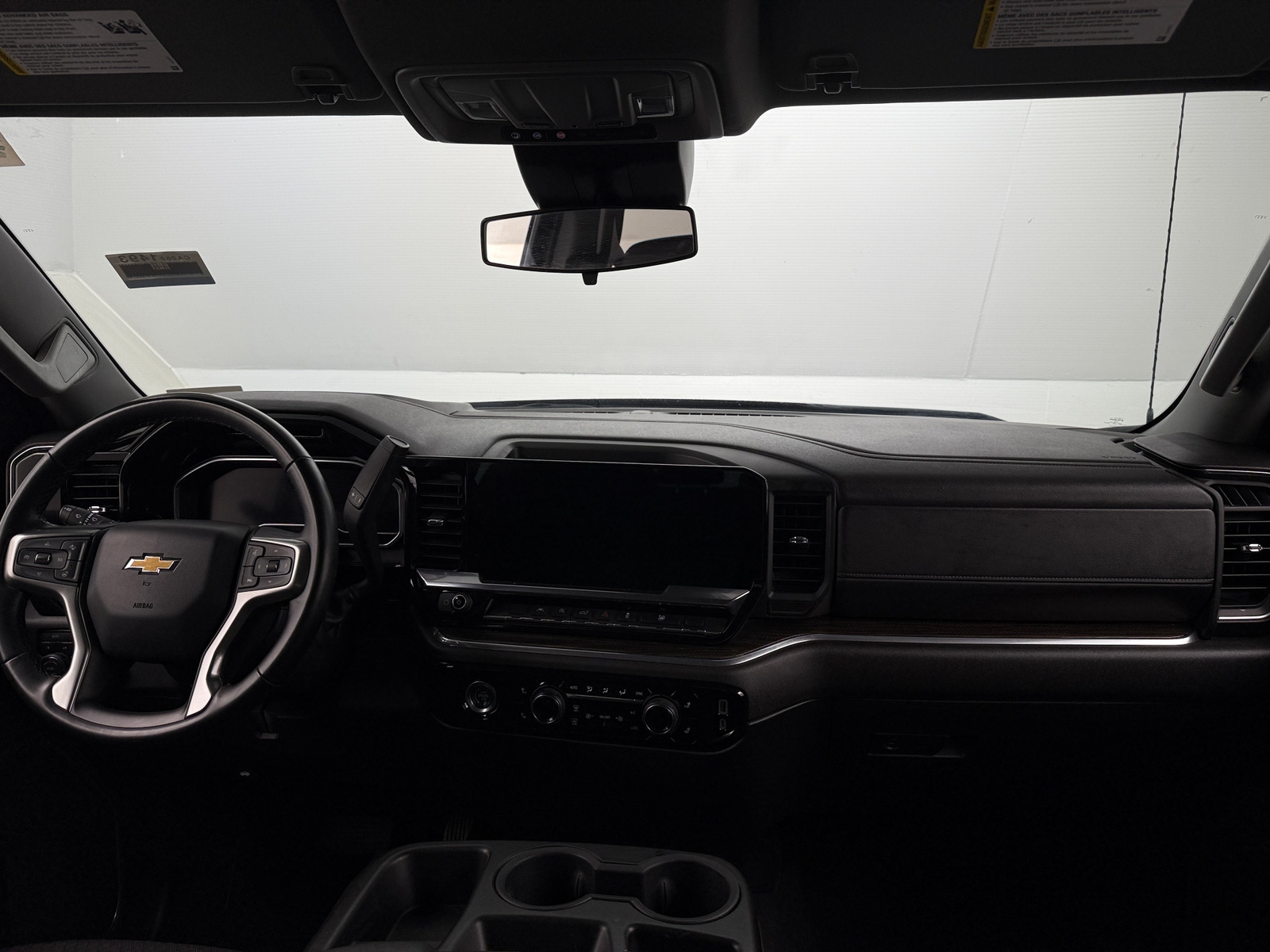 Thumbnail: 2024 Chevrolet Silverado 1500 - 3