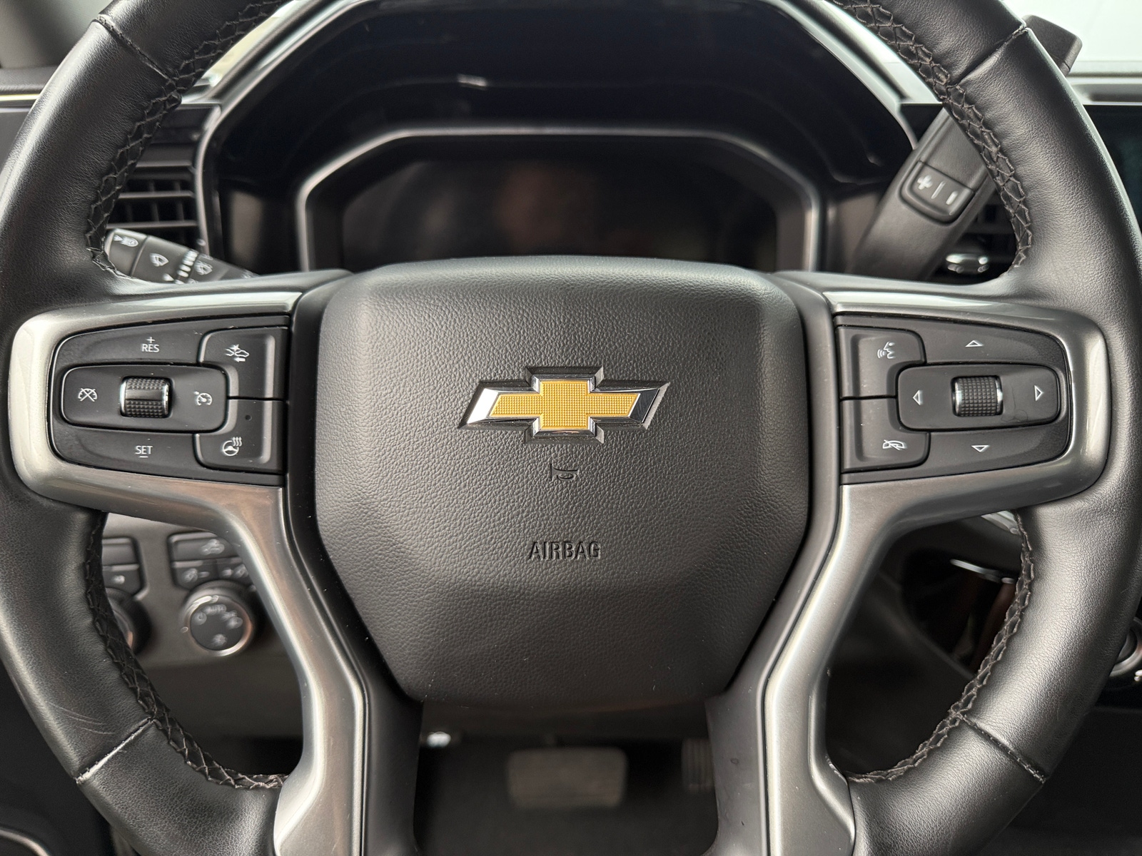 Thumbnail: 2024 Chevrolet Silverado 1500 - 5