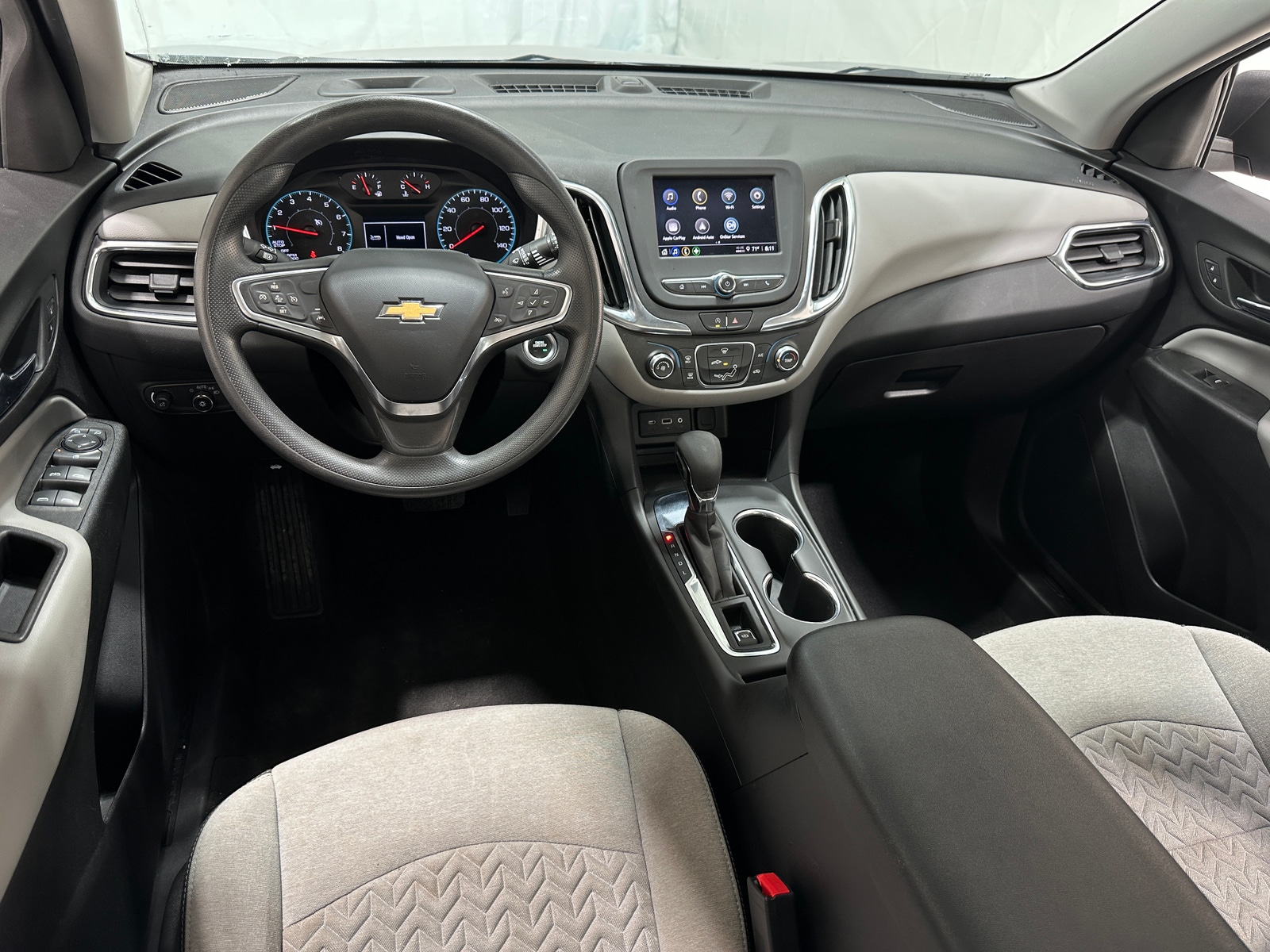 Thumbnail: 2022 Chevrolet Equinox - 3