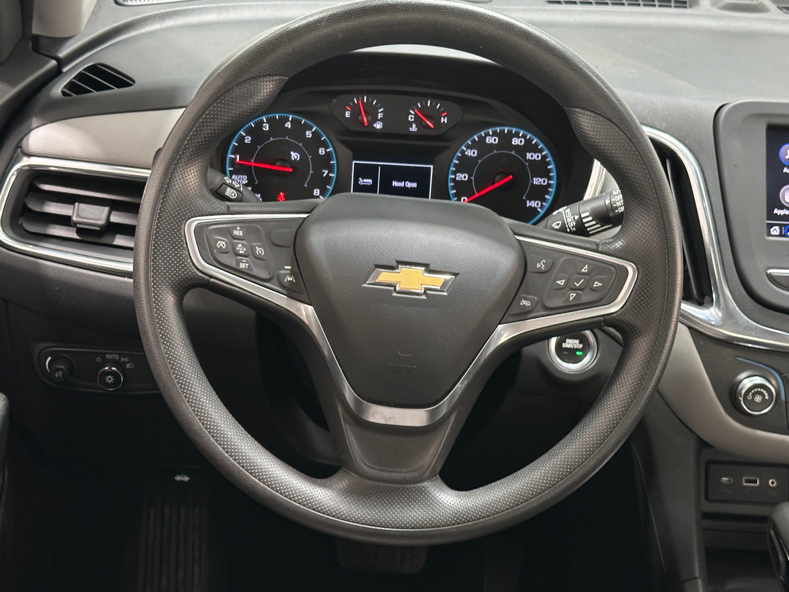 Thumbnail: 2022 Chevrolet Equinox - 5