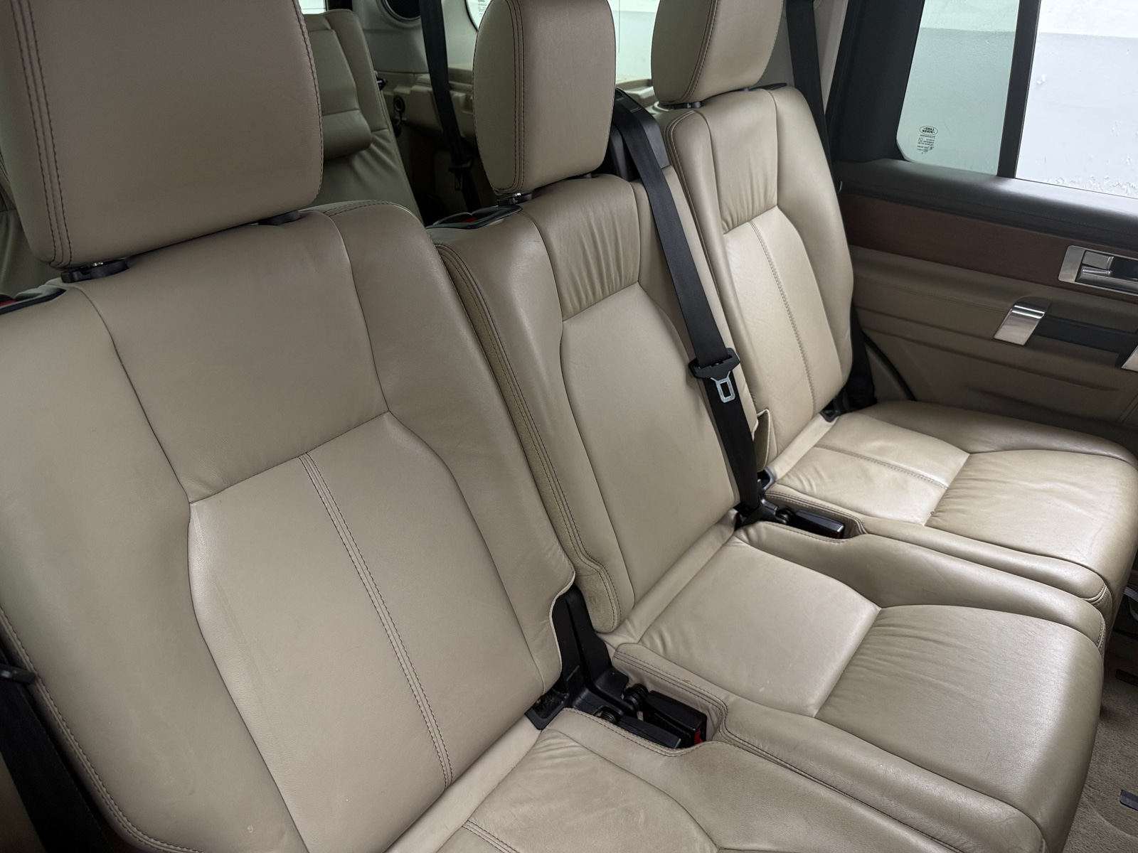 Thumbnail: 2016 Land Rover LR4 - 5