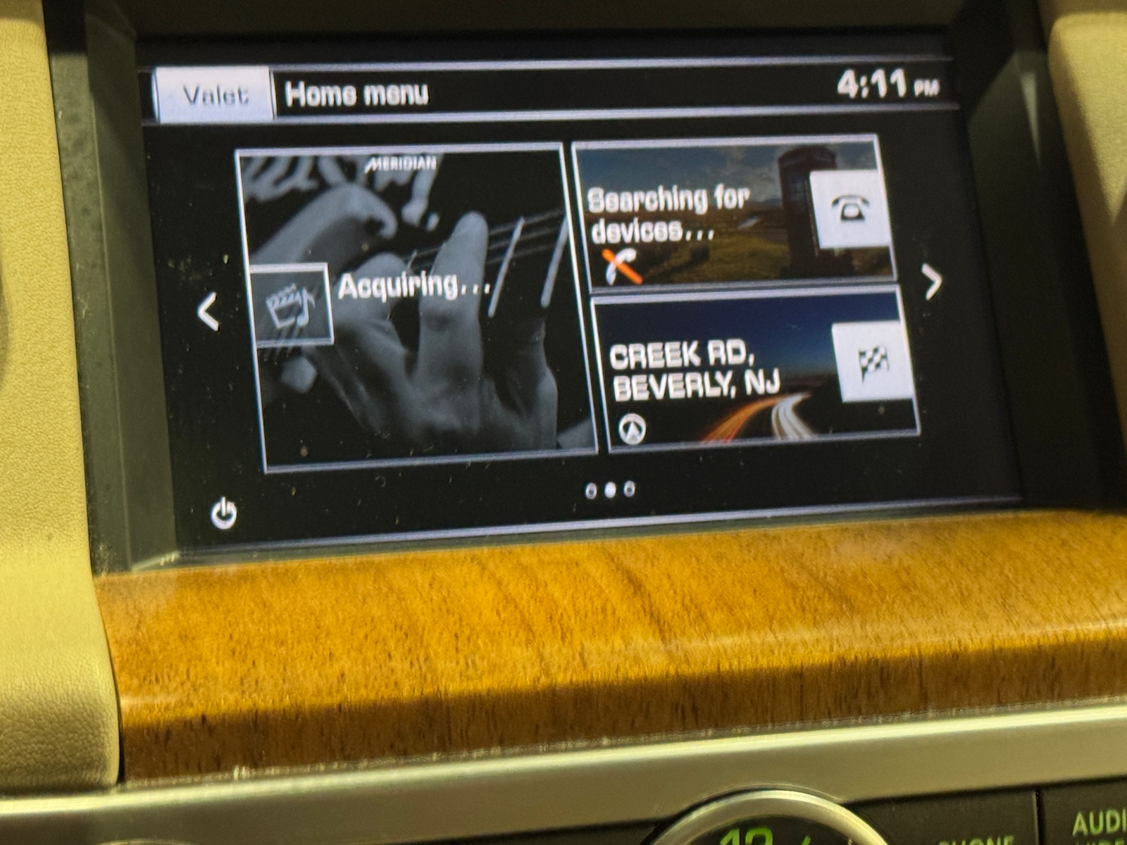 Thumbnail: 2016 Land Rover LR4 - 3