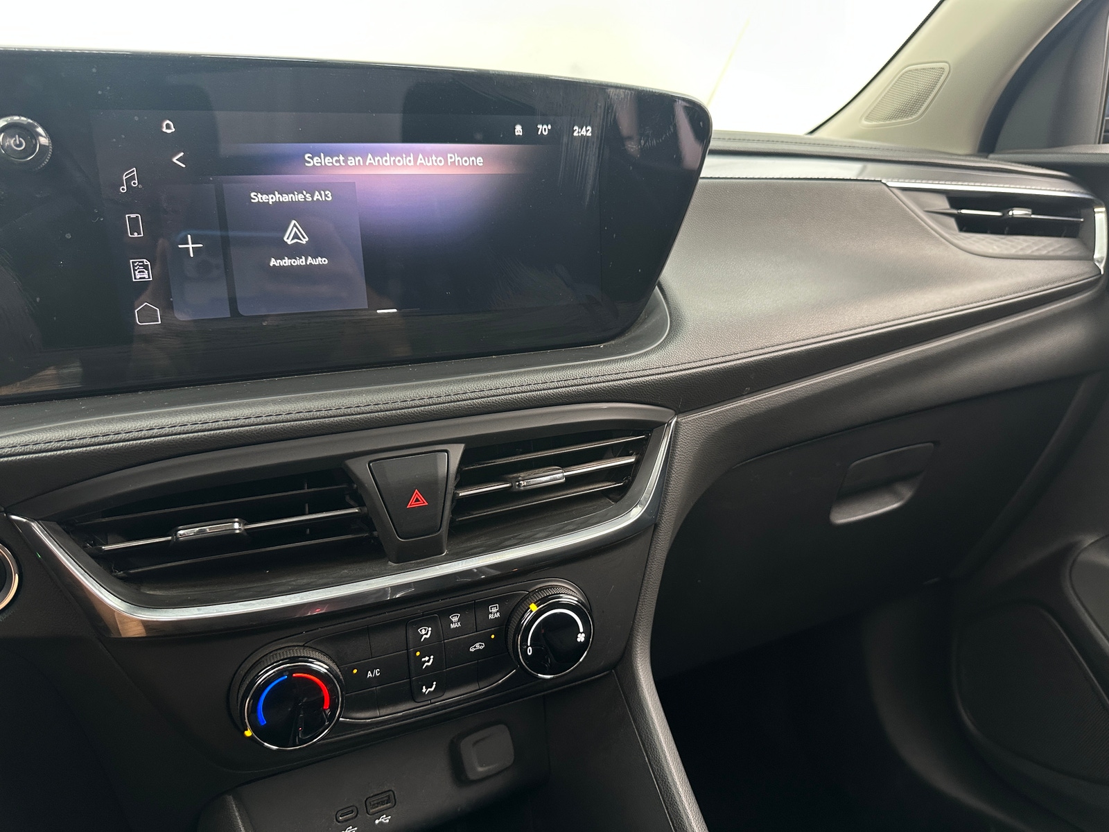 Thumbnail: 2024 Buick Encore GX - 4