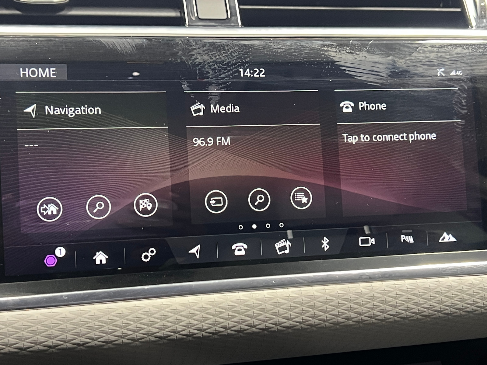 Thumbnail: 2020 Land Rover Range Rover Evoque - 3