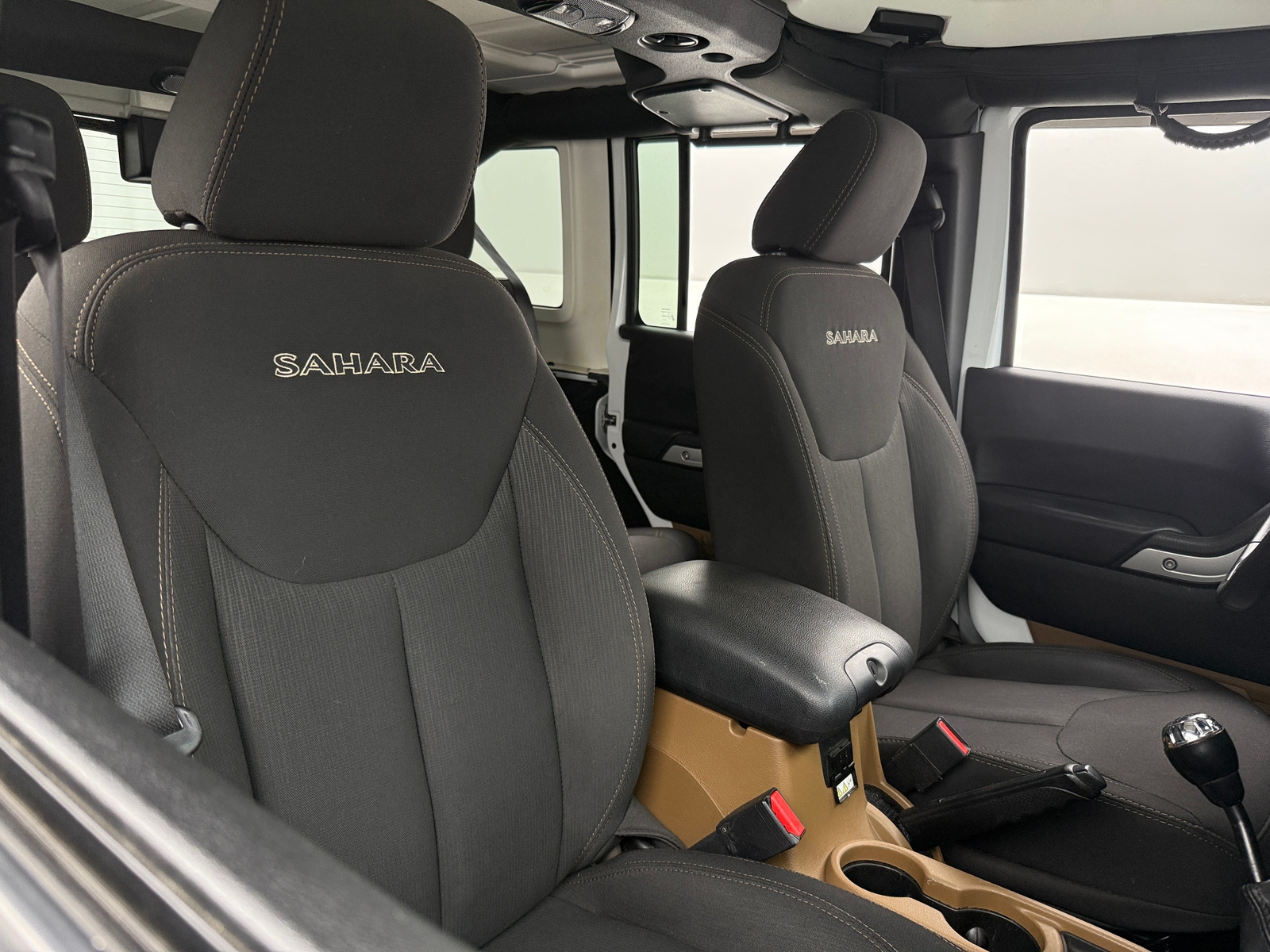 Thumbnail: 2017 Jeep Wrangler - 2