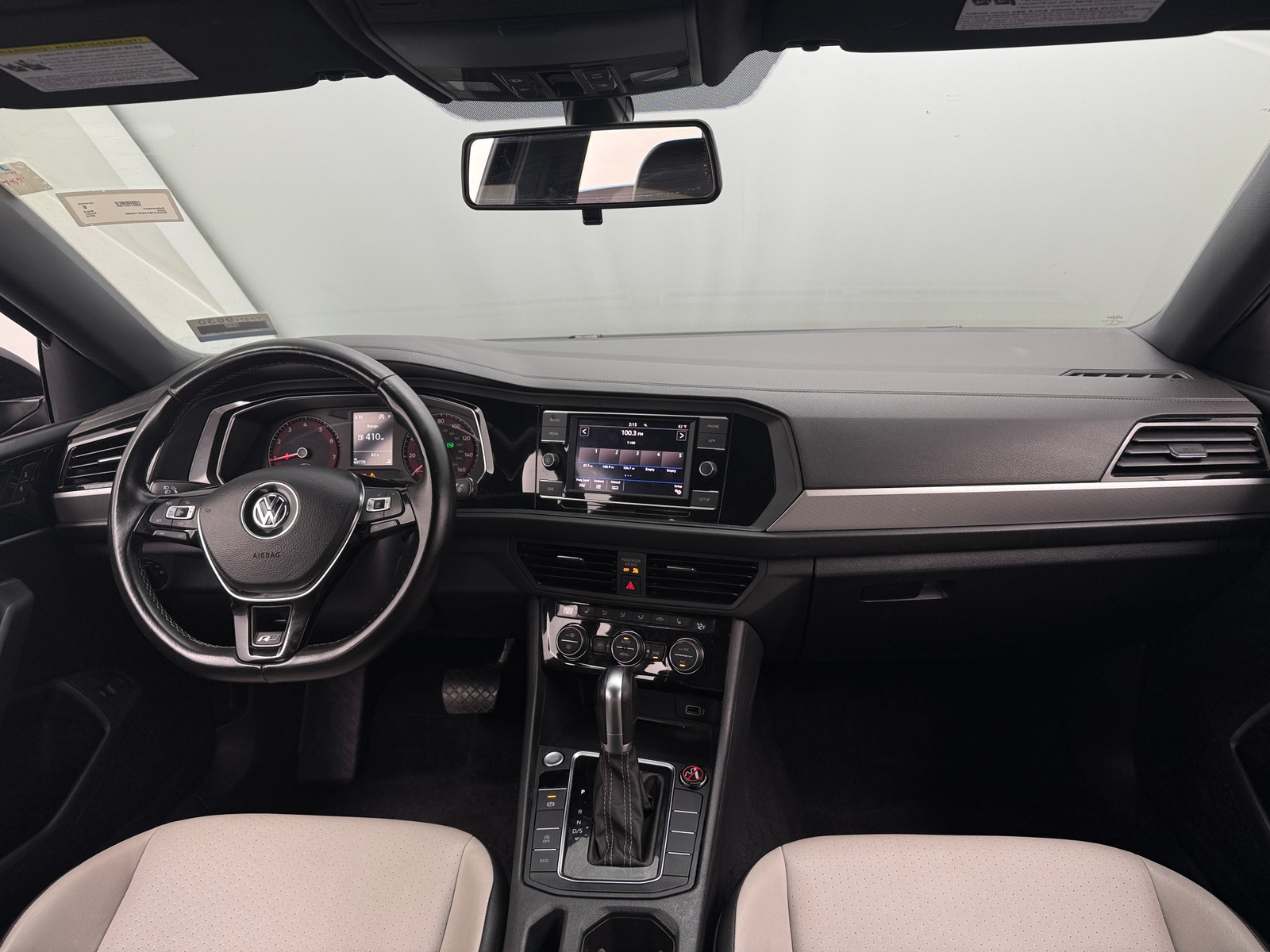 Thumbnail: 2019 Volkswagen Jetta - 2