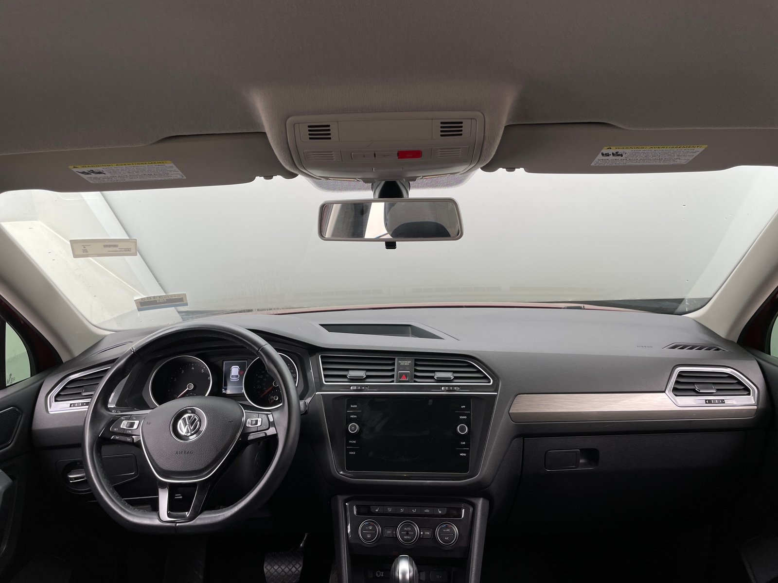 Thumbnail: 2018 Volkswagen Tiguan - 2