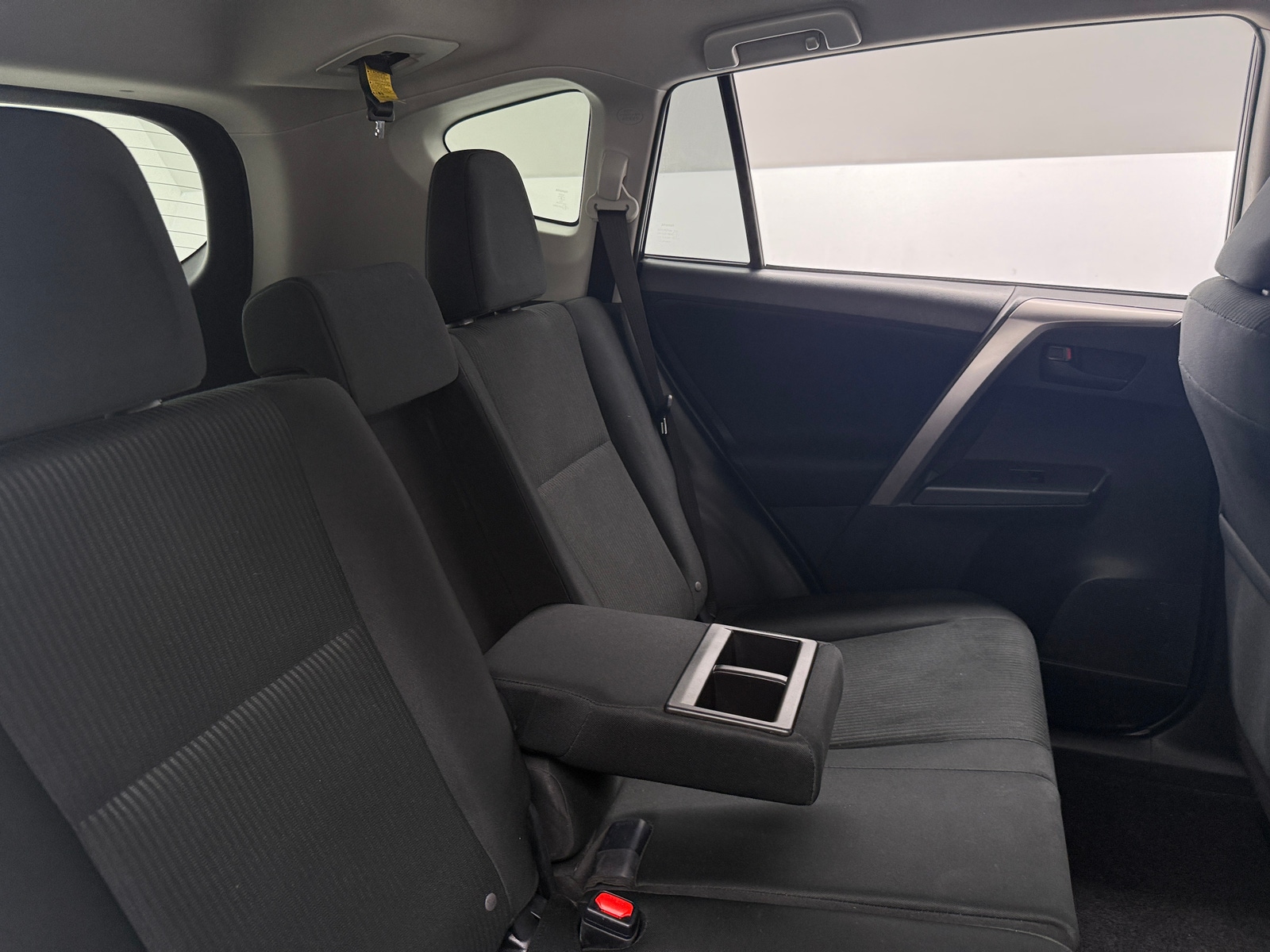Thumbnail: 2018 Toyota RAV4 - 6