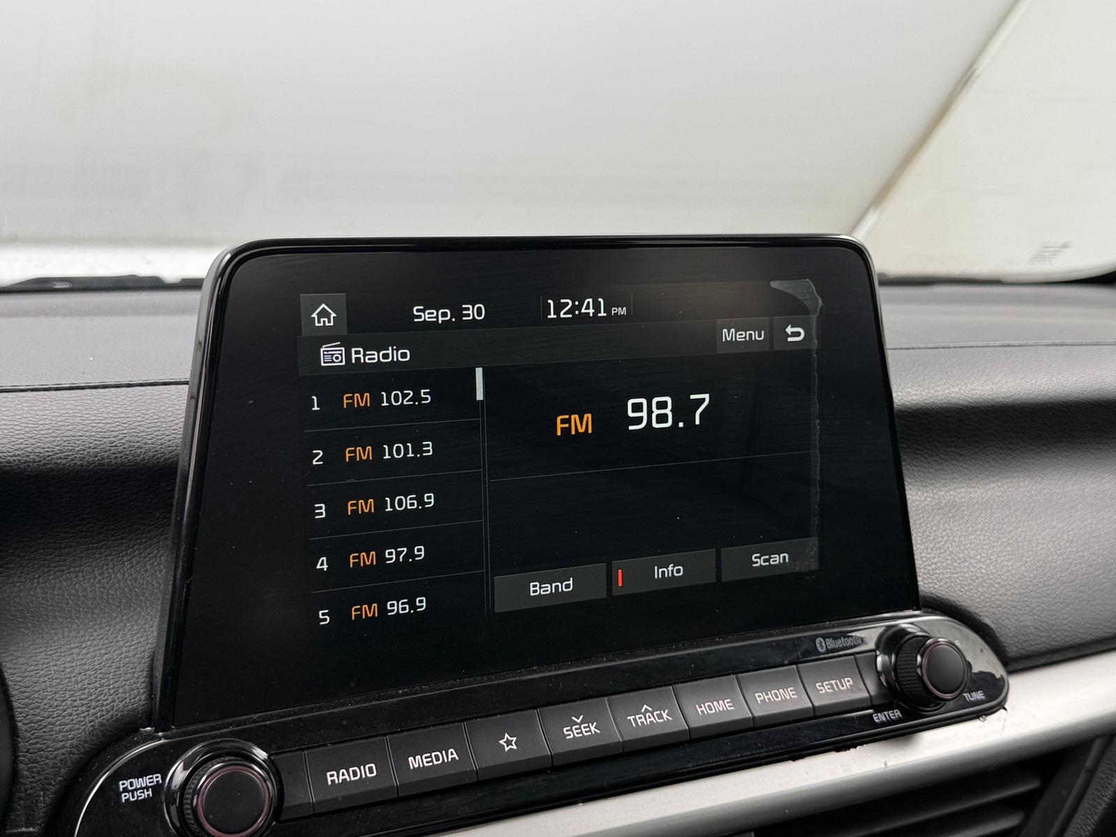 Thumbnail: 2019 Kia Forte - 4