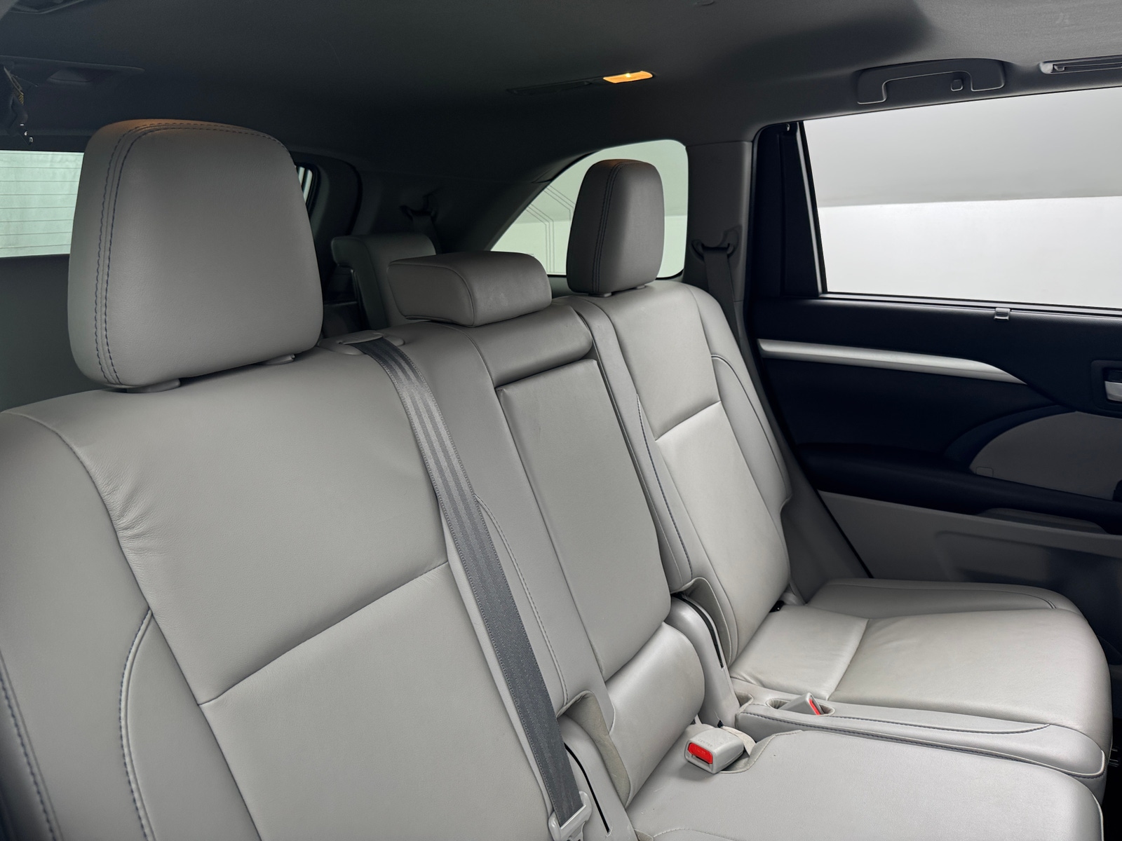 Thumbnail: 2019 Toyota Highlander - 5