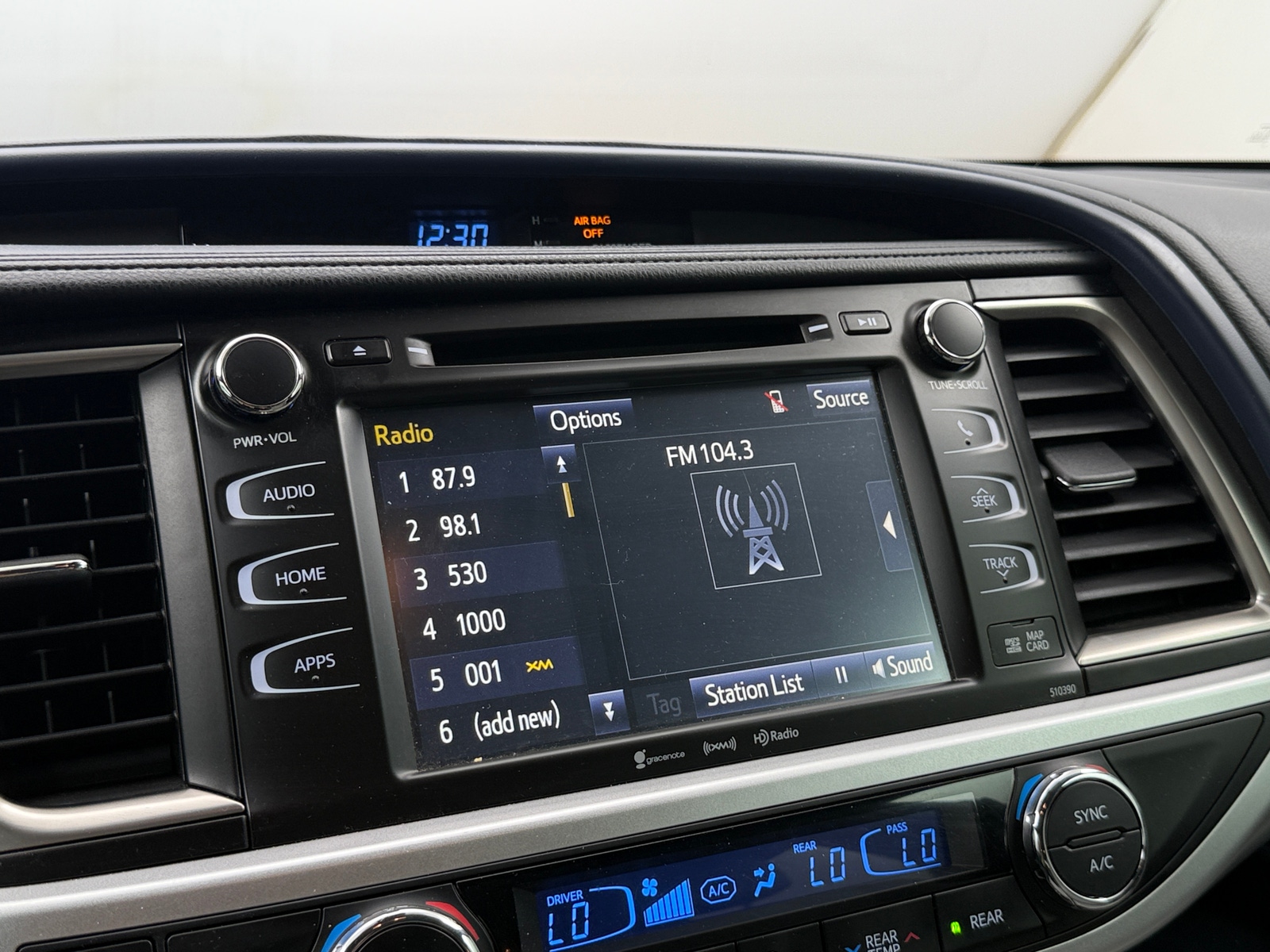 Thumbnail: 2019 Toyota Highlander - 3
