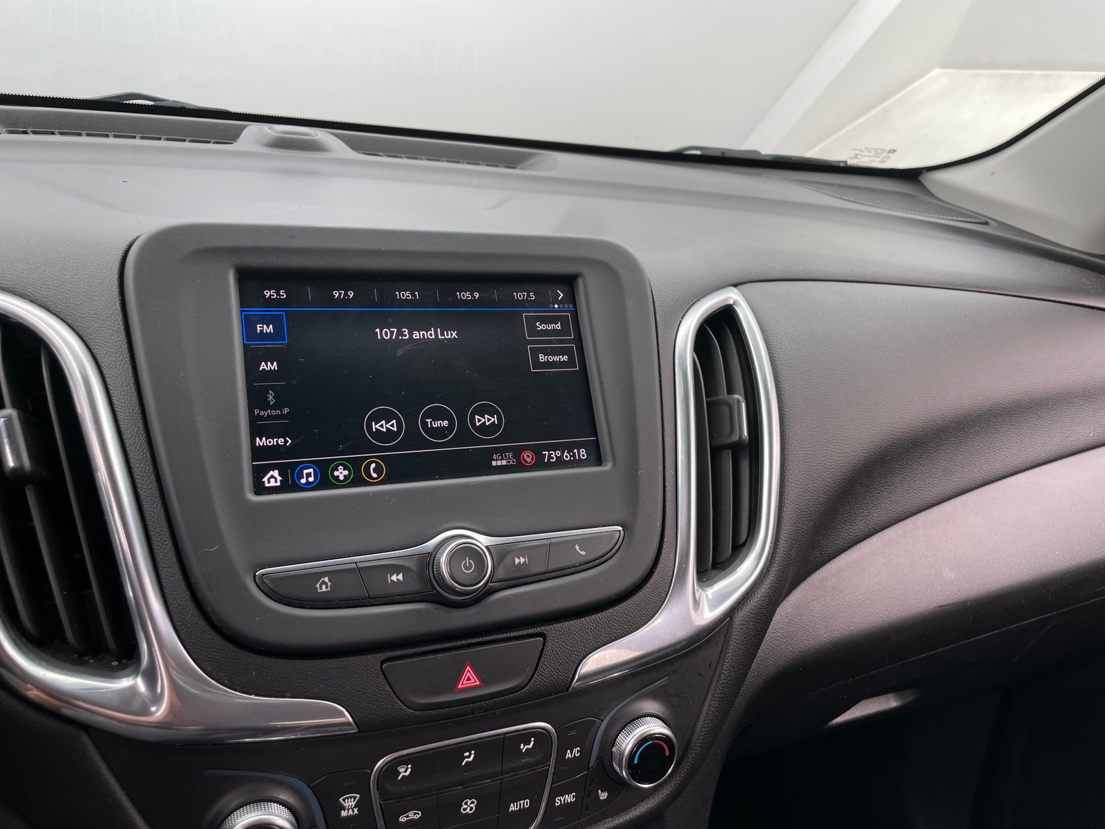 Thumbnail: 2020 Chevrolet Equinox - 4