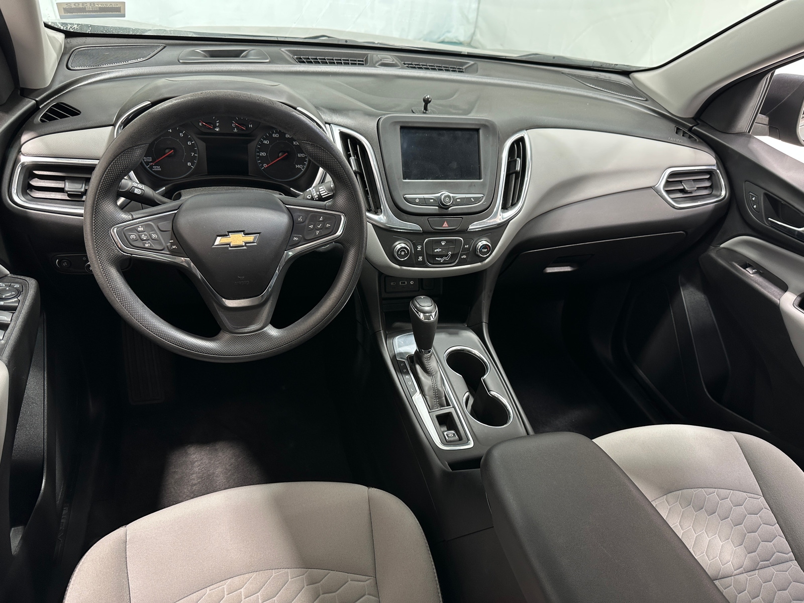 Thumbnail: 2020 Chevrolet Equinox - 3