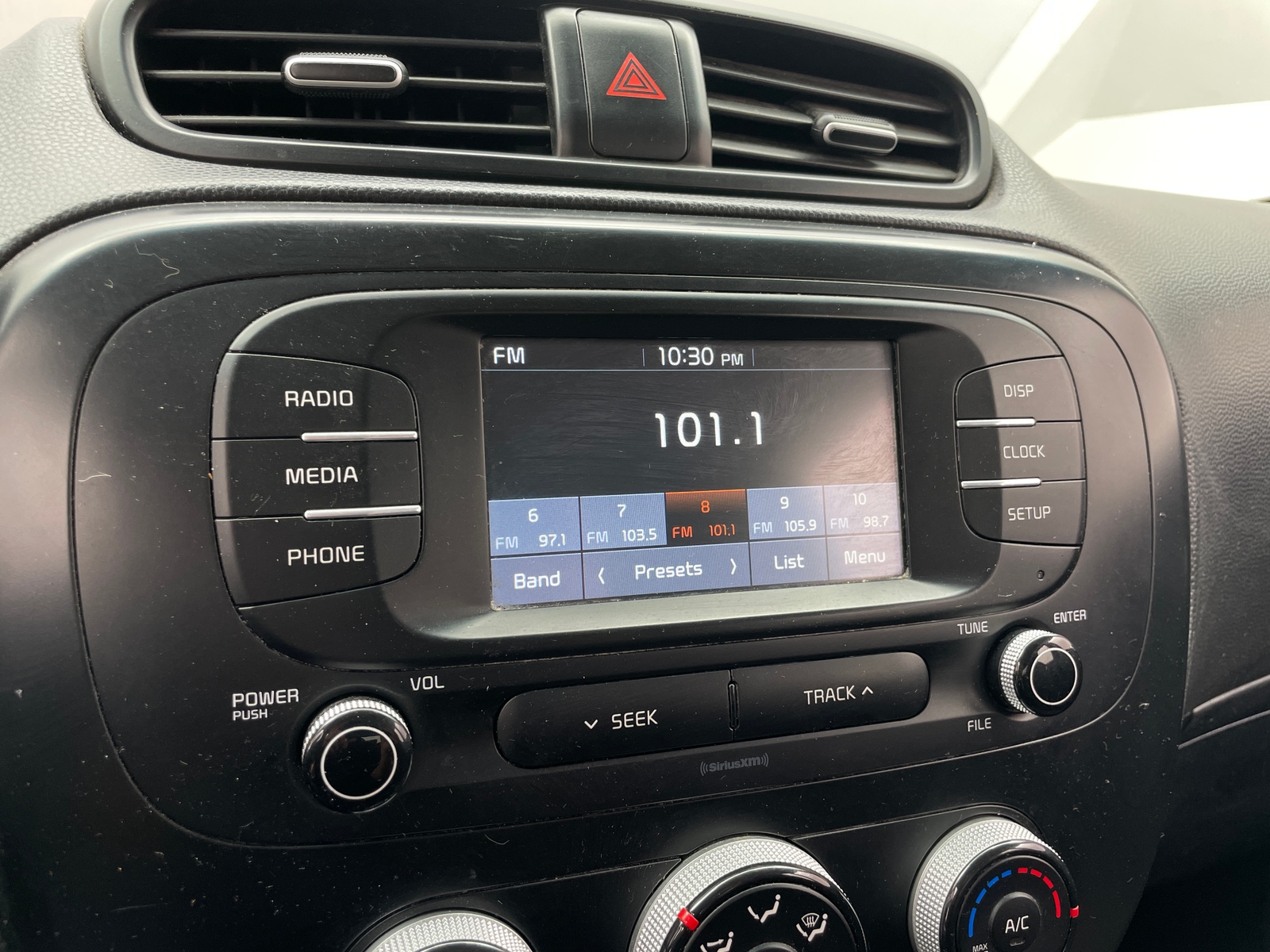 Thumbnail: 2019 Kia Soul - 4