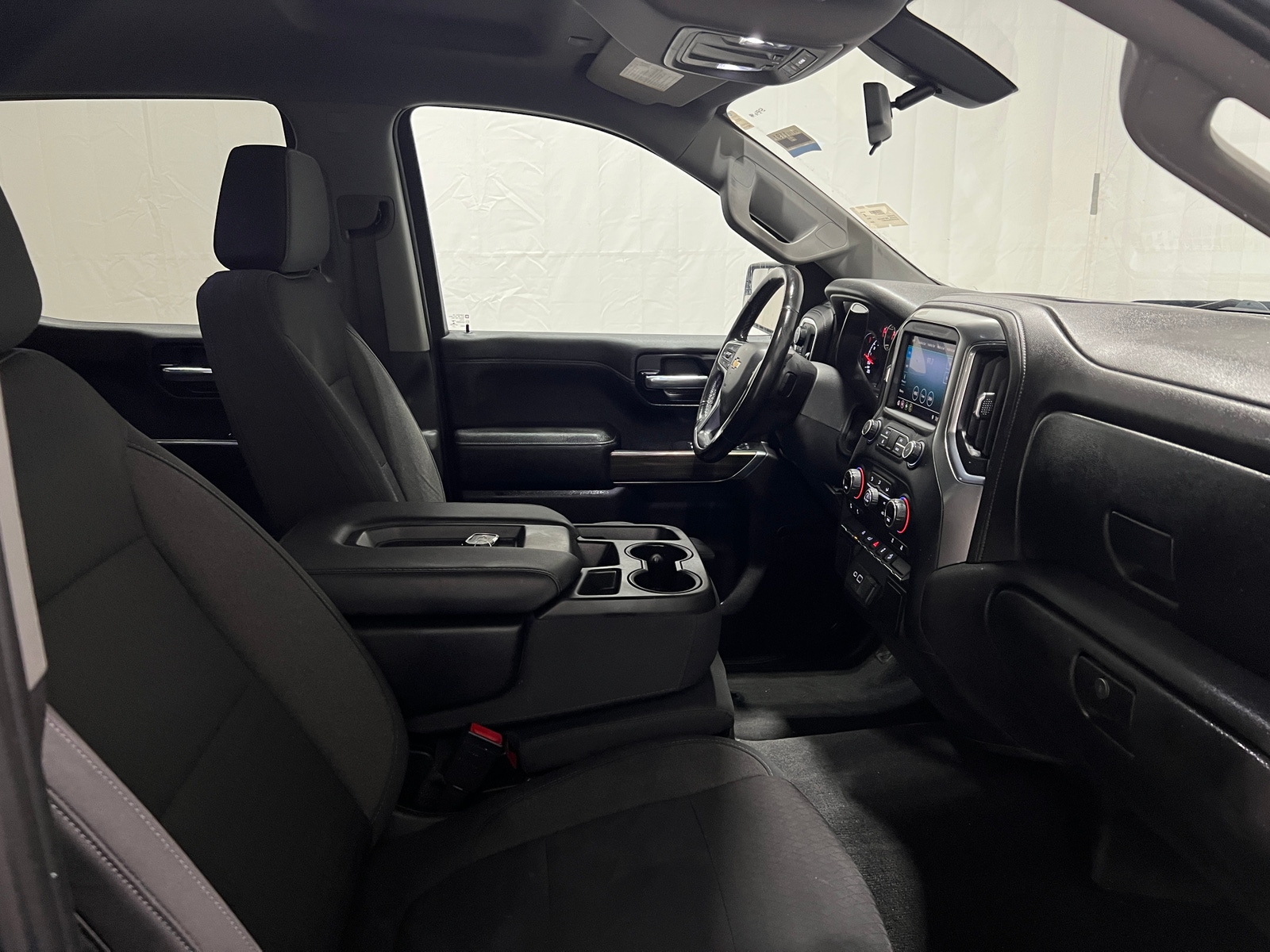 Thumbnail: 2020 Chevrolet Silverado 1500 - 2