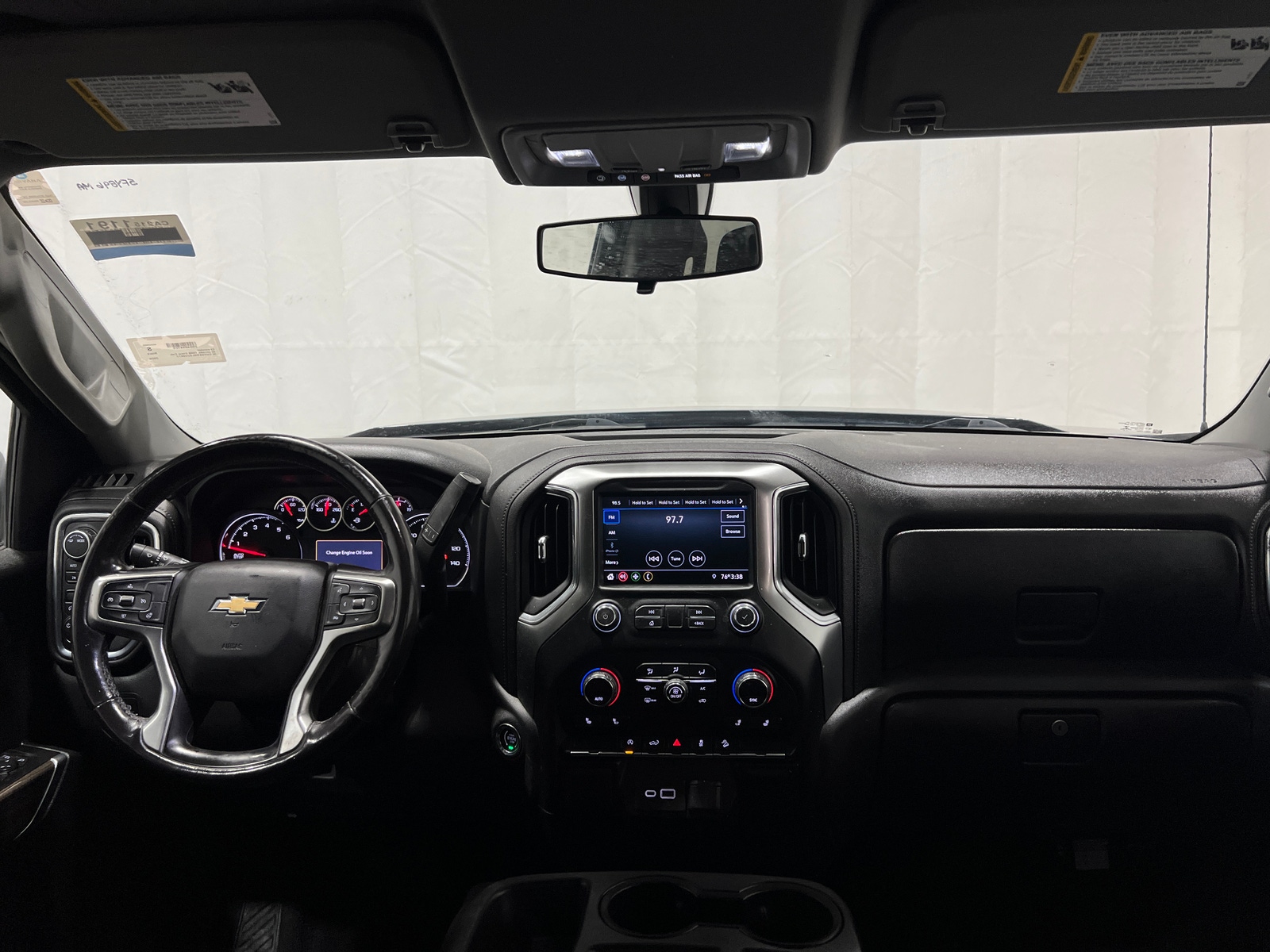 Thumbnail: 2020 Chevrolet Silverado 1500 - 3
