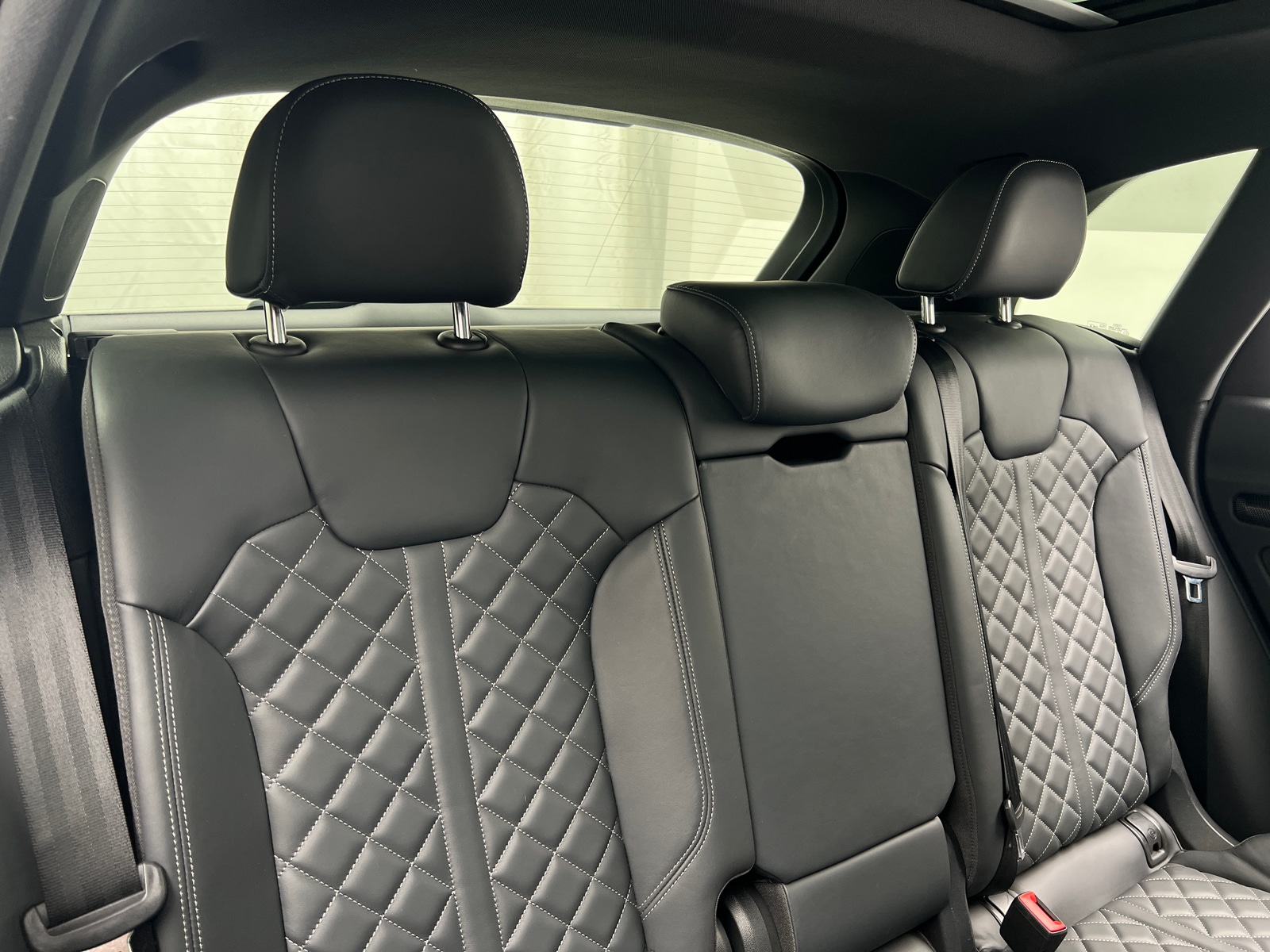 Thumbnail: 2019 Audi SQ5 - 5