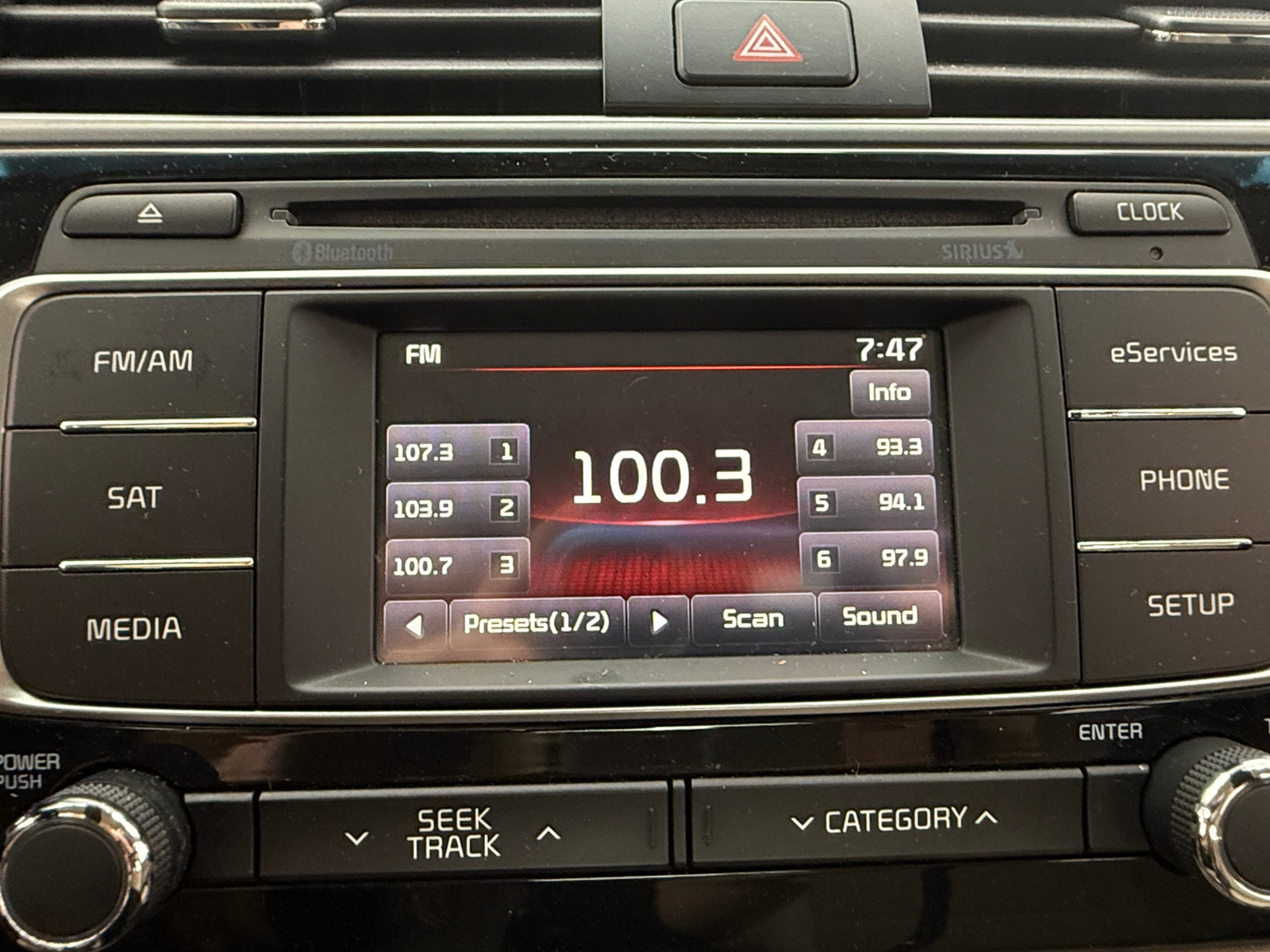Thumbnail: 2016 Kia Rio - 4