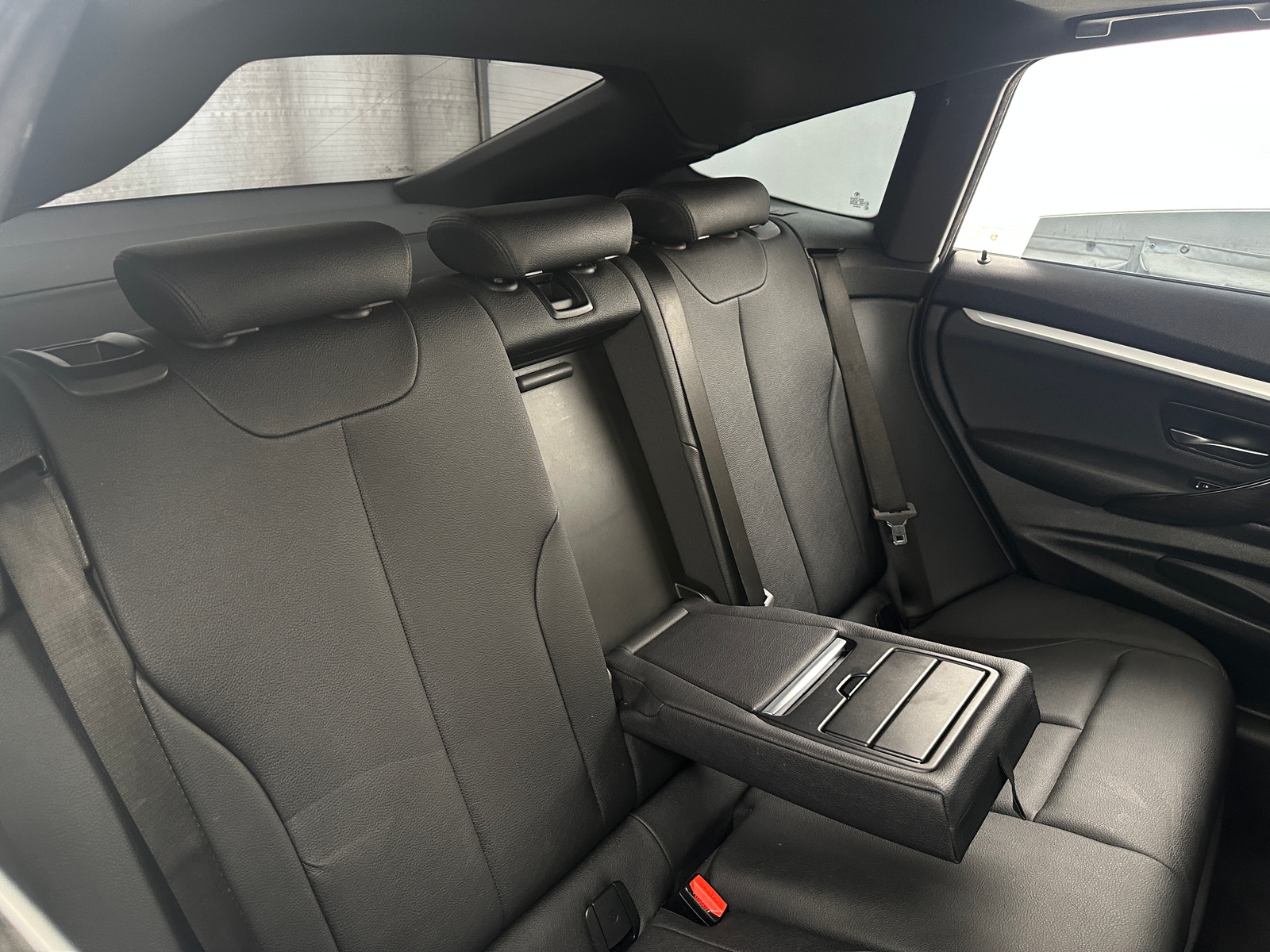 Thumbnail: 2017 BMW 3 Series - 5