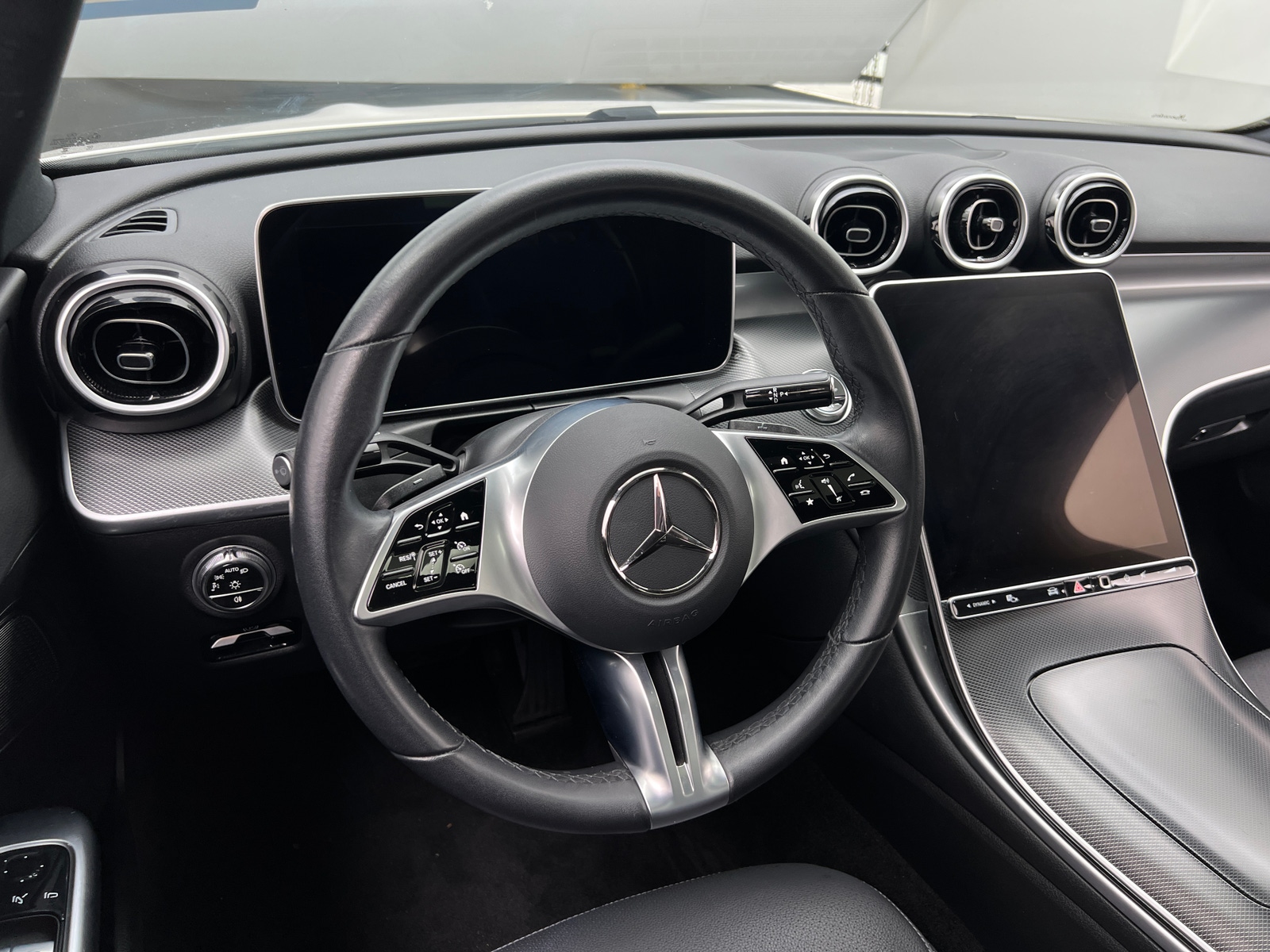 Thumbnail: 2024 Mercedes-Benz C-Class - 4