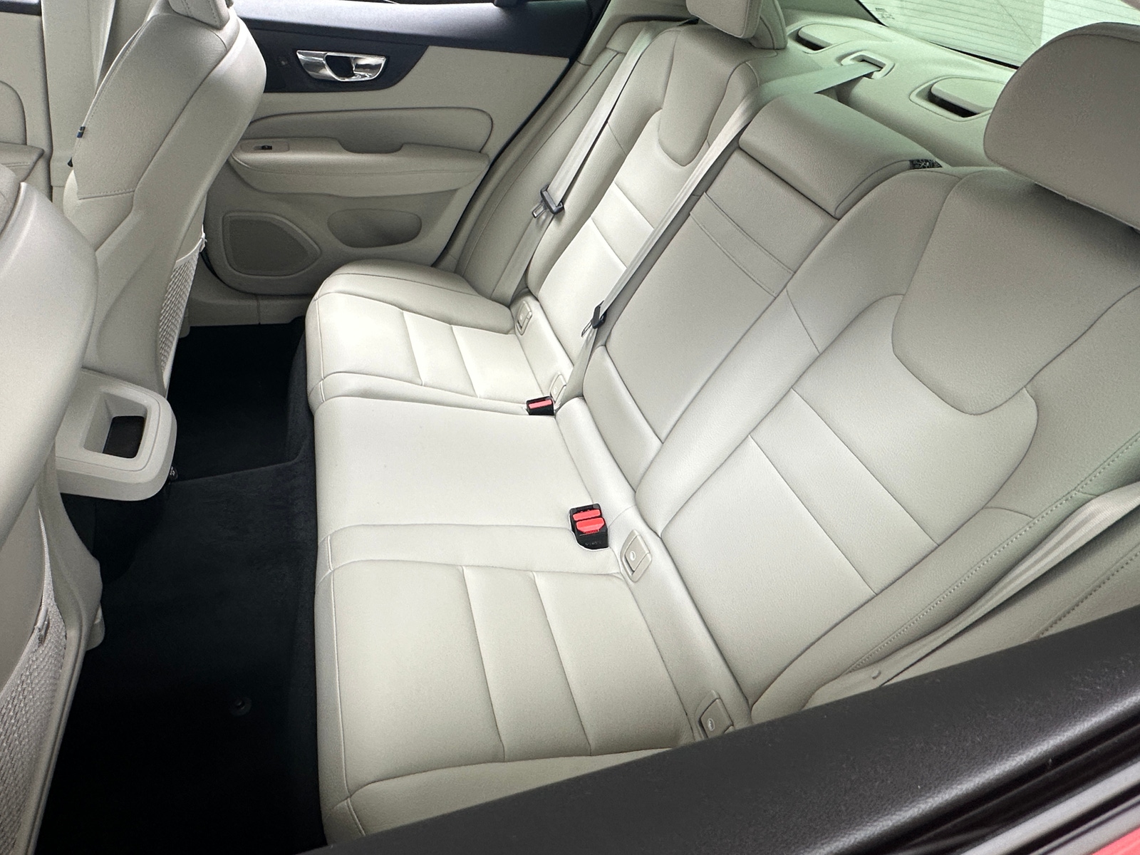 Thumbnail: 2019 Volvo S60 - 5