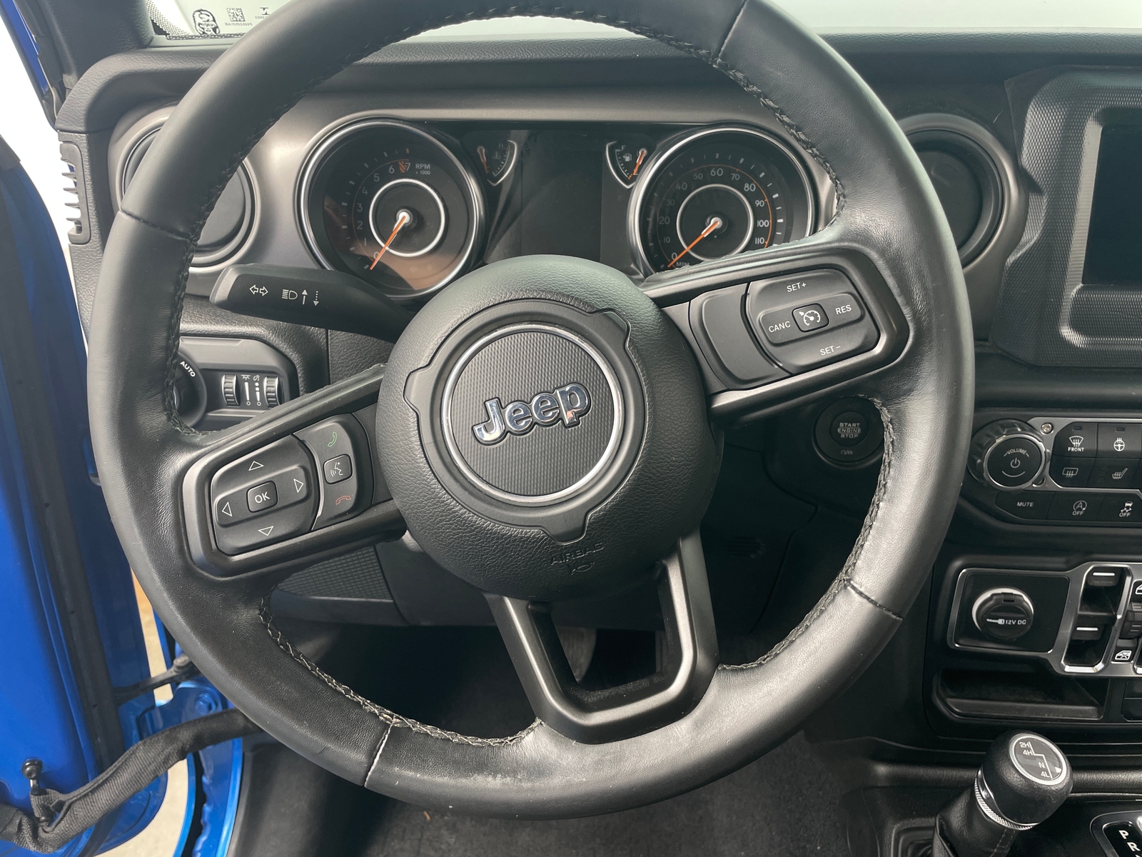 Thumbnail: 2022 Jeep Wrangler - 5