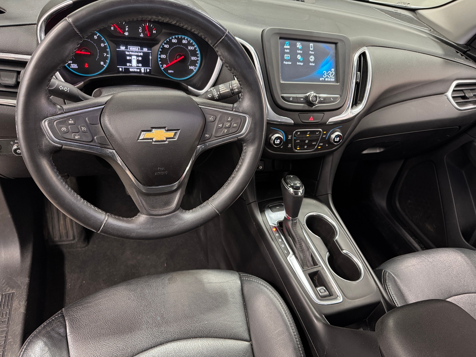 Thumbnail: 2018 Chevrolet Equinox - 3