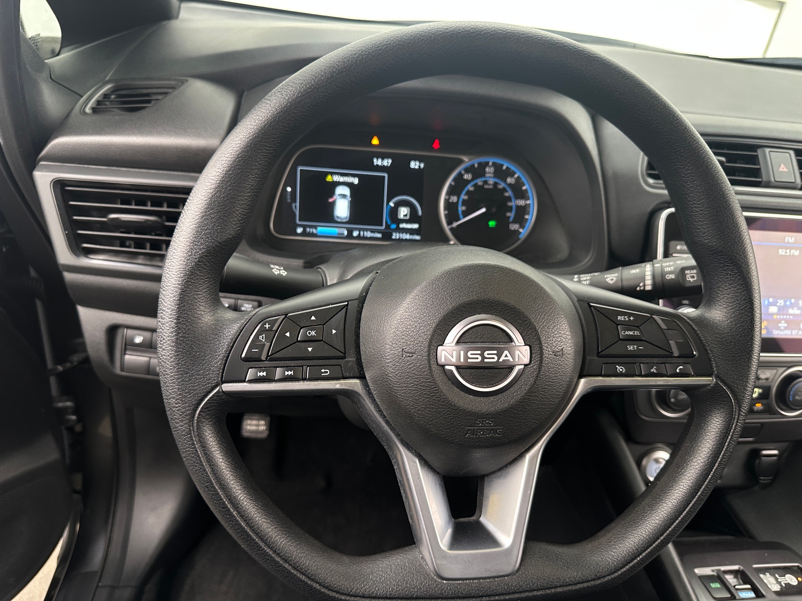 Thumbnail: 2023 Nissan Leaf - 5