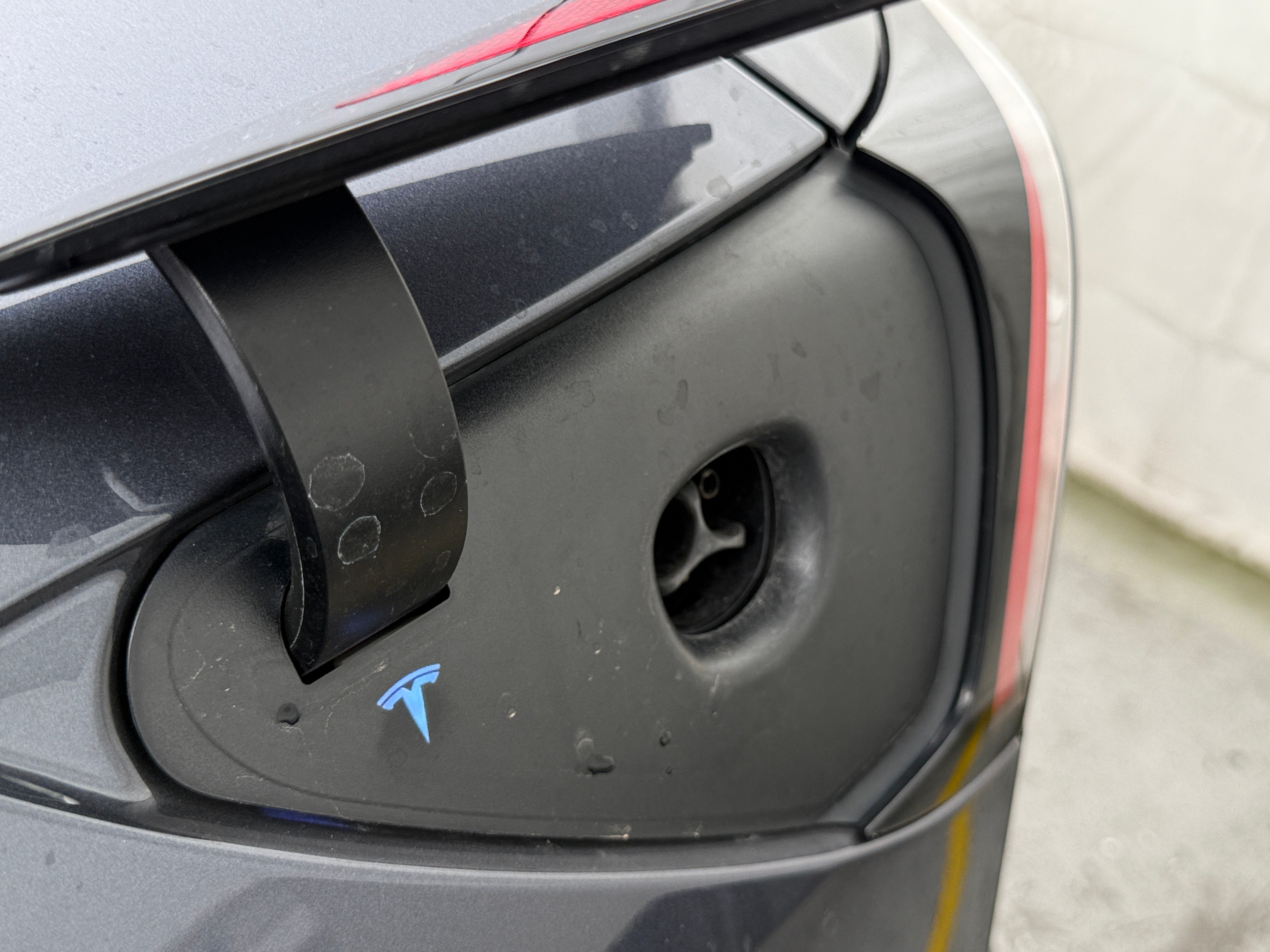 Used 2023 Tesla Model Y Long Range with VIN 7SAYGDEE5PA030133 for sale in Oak Creek, WI