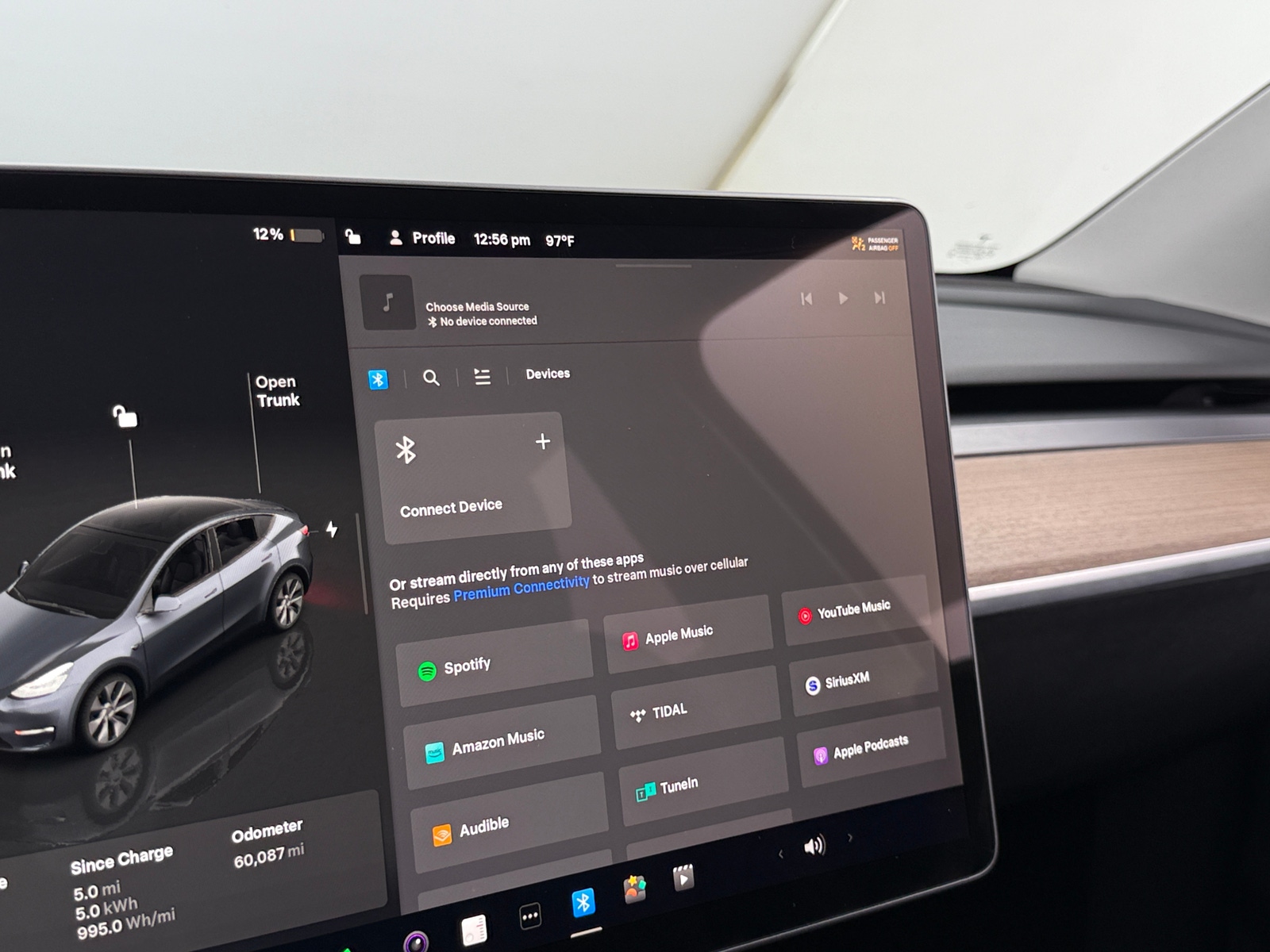 Thumbnail: 2023 Tesla Model Y - 4