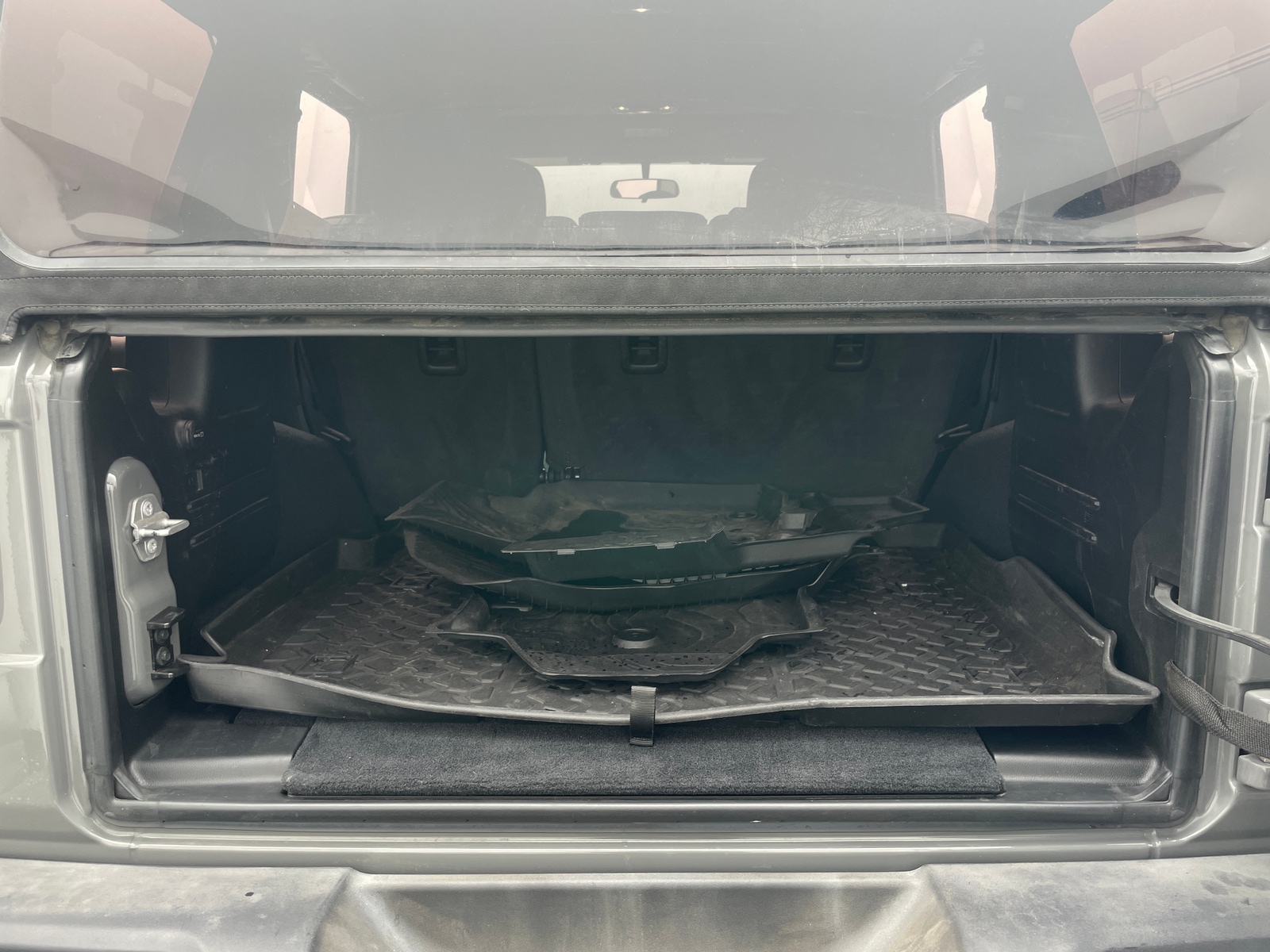 Thumbnail: 2020 Jeep Wrangler - 7