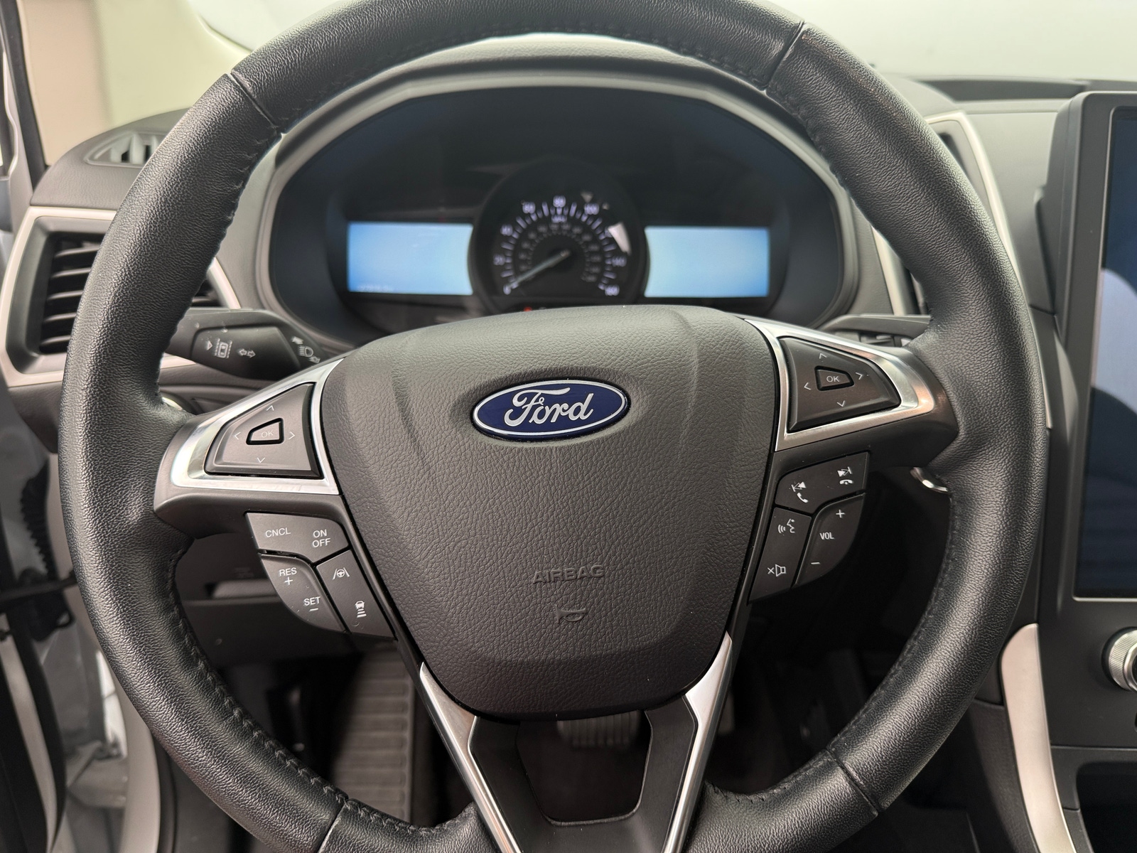 Thumbnail: 2024 Ford Edge - 4