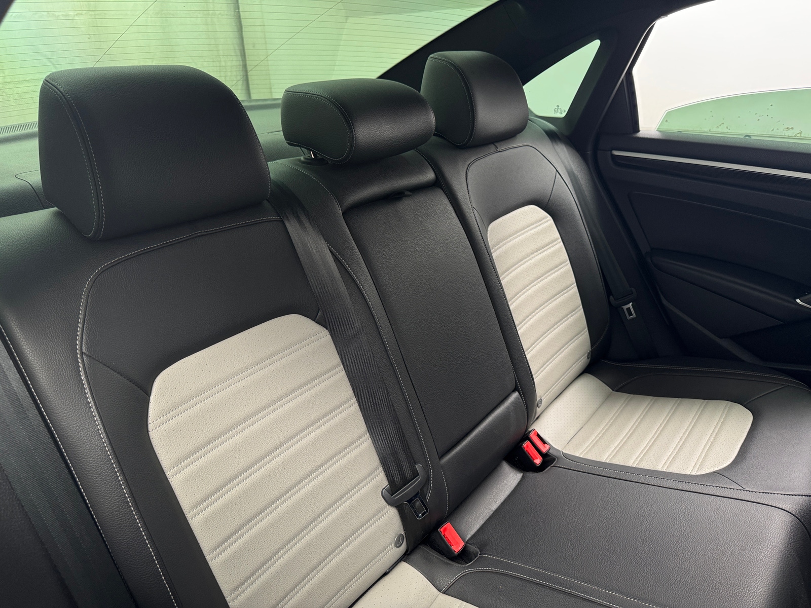 Thumbnail: 2018 Volkswagen Passat - 5