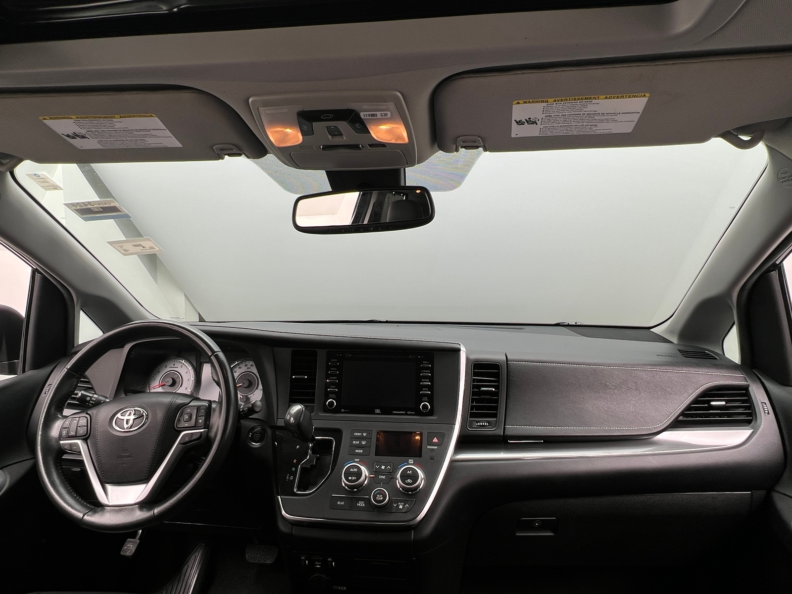 Thumbnail: 2019 Toyota Sienna - 2