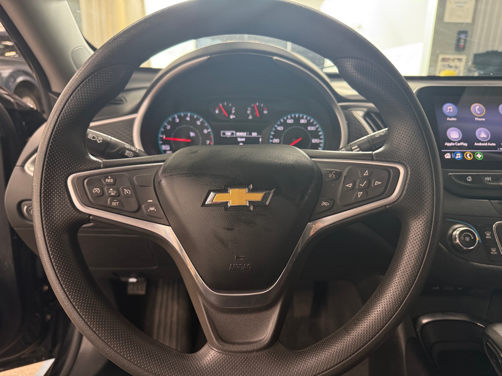 Thumbnail: 2022 Chevrolet Malibu - 5