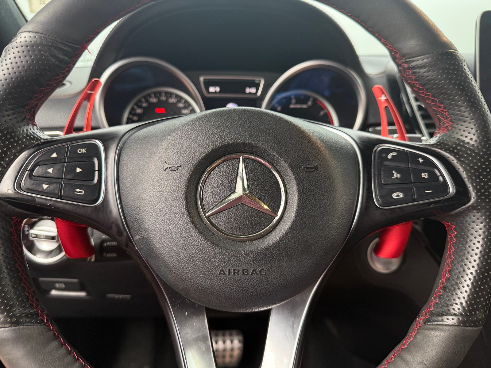 Thumbnail: 2018 Mercedes-Benz GLE - 4