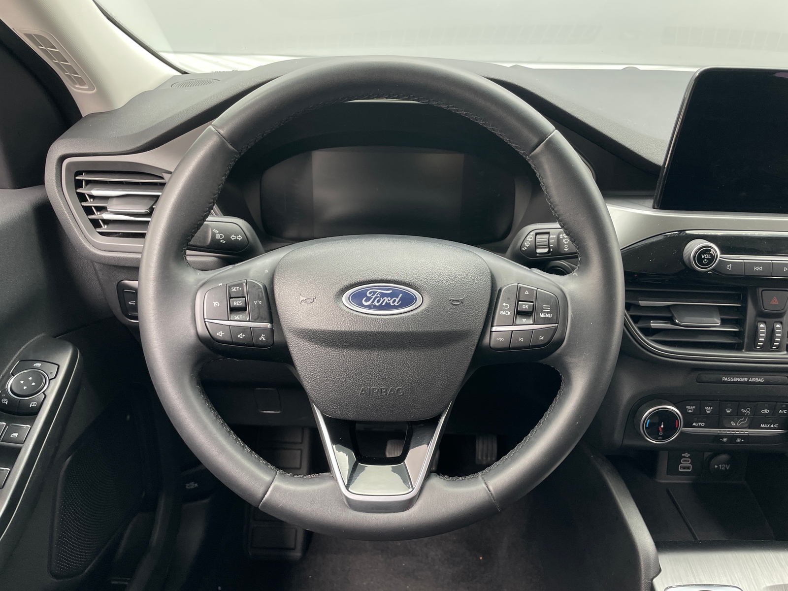 Thumbnail: 2024 Ford Escape - 5