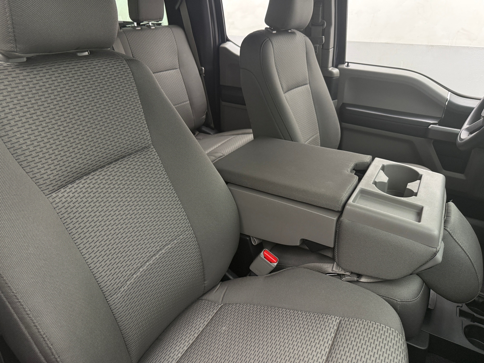 Thumbnail: 2016 Ford Econoline - 2